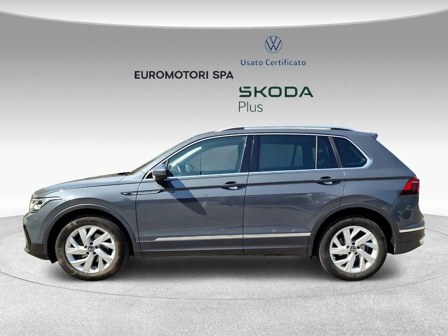 Volkswagen Tiguan 2ª serie 2.0 TDI 150 CV SCR DSG Elegance Grigio - 2