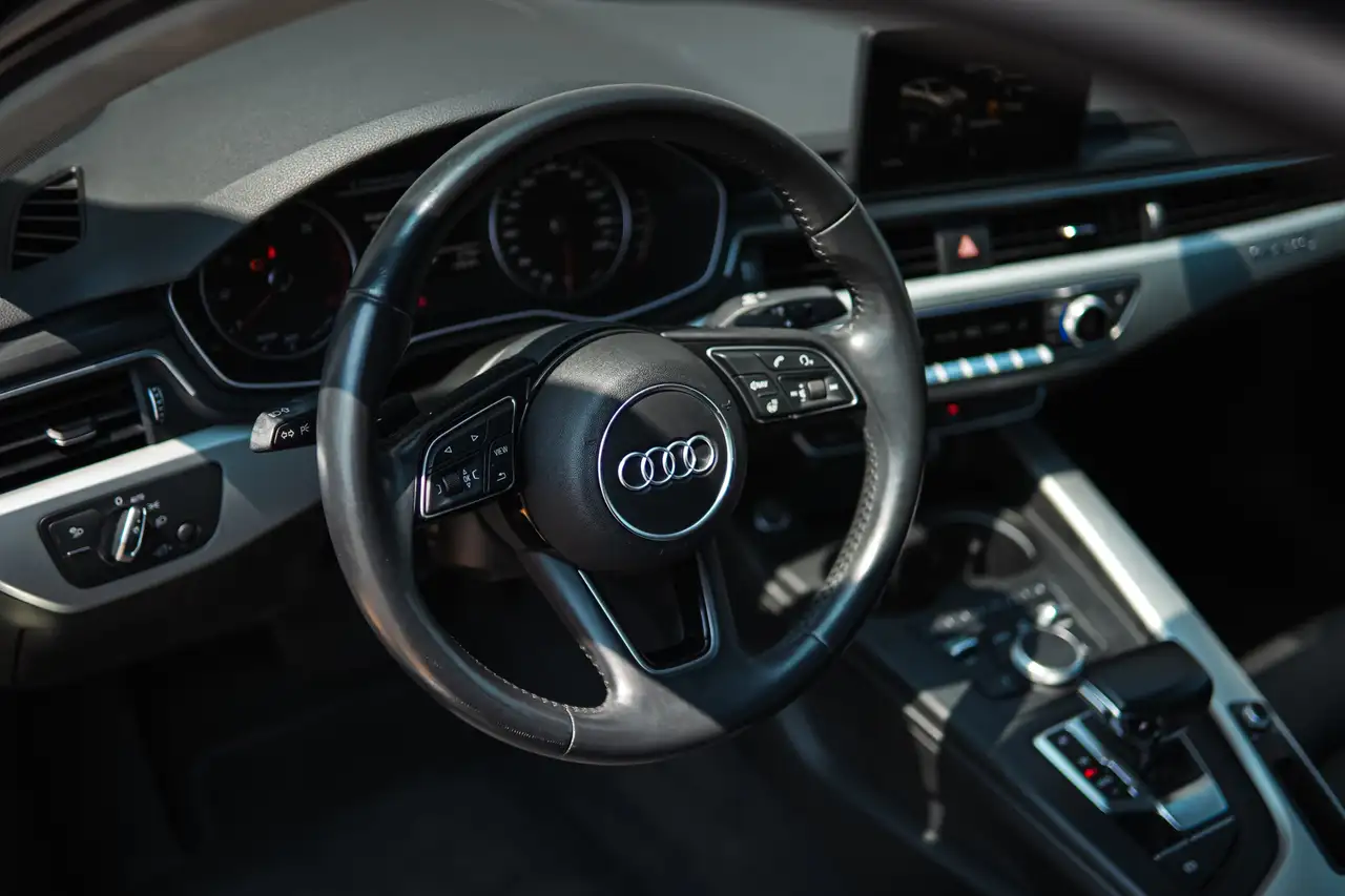 Audi A4 снимка Audi A4