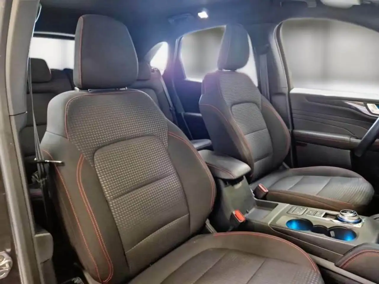 Ford Kuga 2.5 BENZINA FHEV 152 CV AWD ST-LINE AUT SUV, миниатюра 10