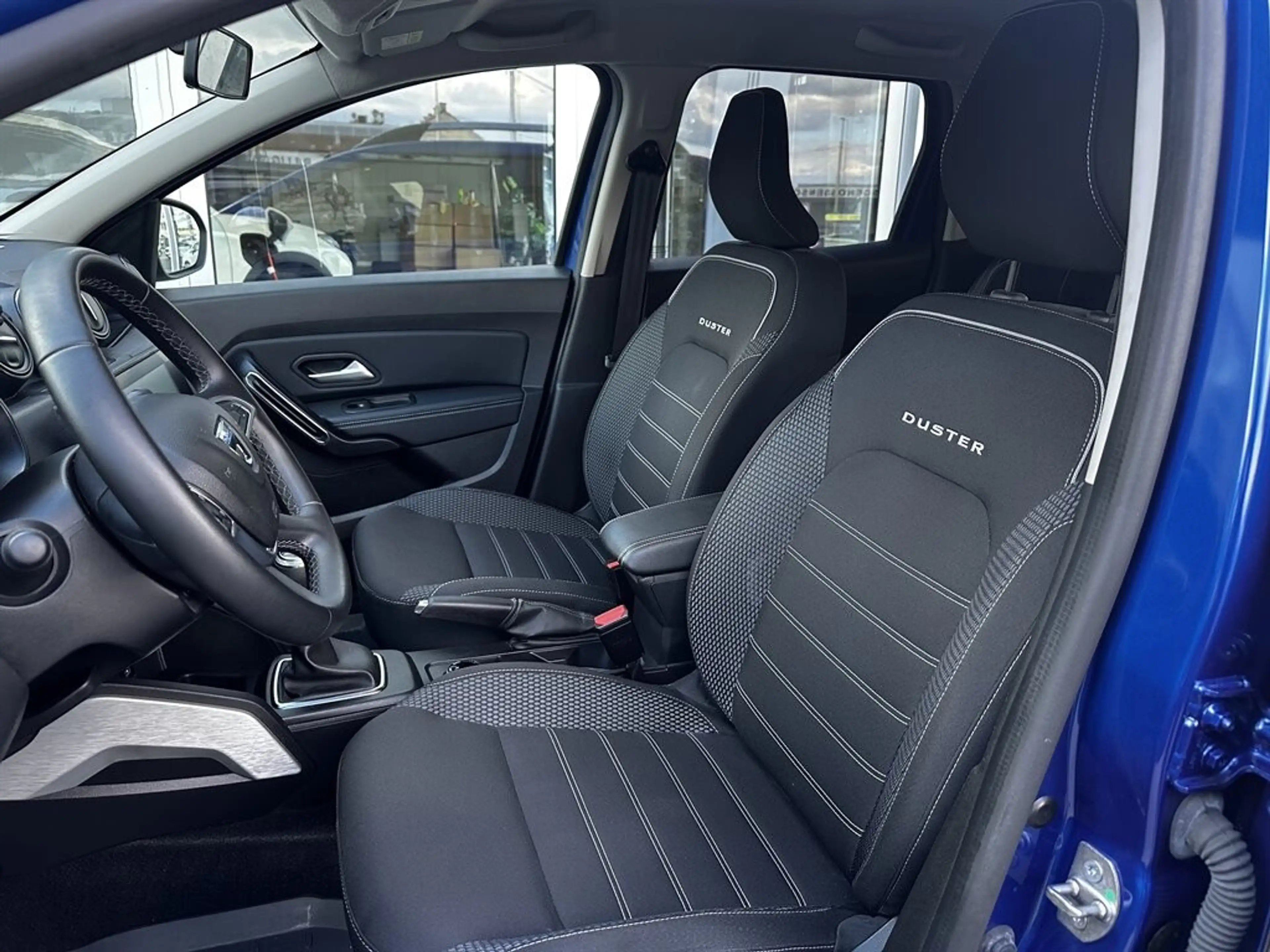 Dacia Duster TCe 150 PF 4WD Prestige — photo 5
