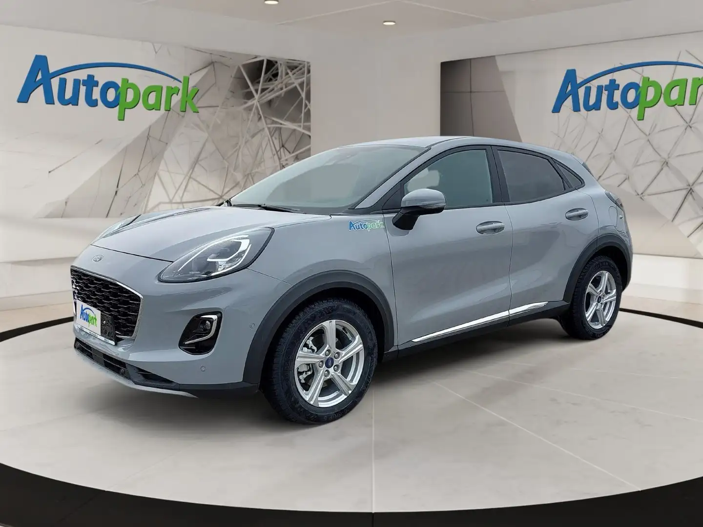 Ford Puma Titanium Grau - 1