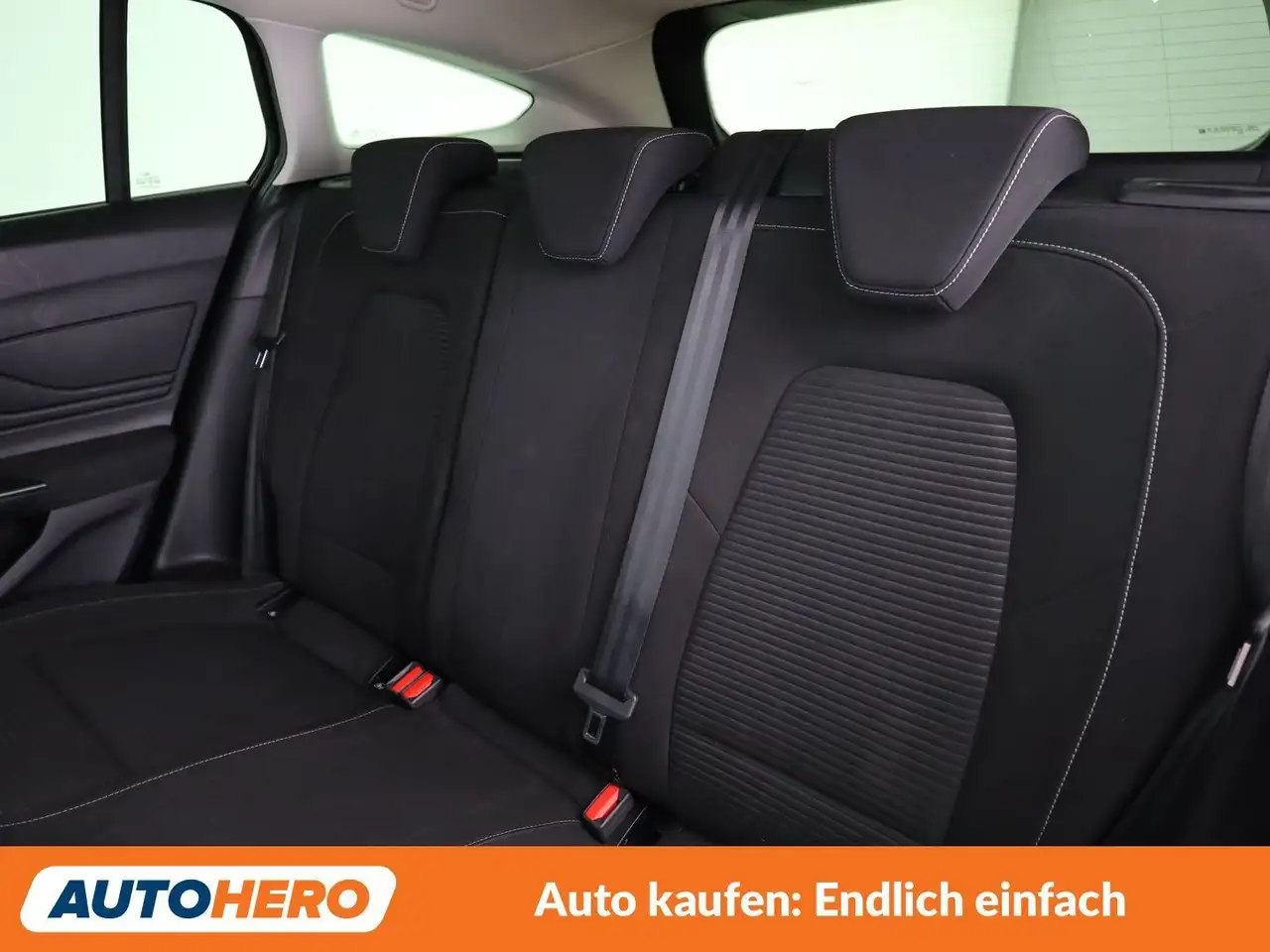 Ford Focus 1.5 TDCi EcoBlue Titanium, миниатюра 14