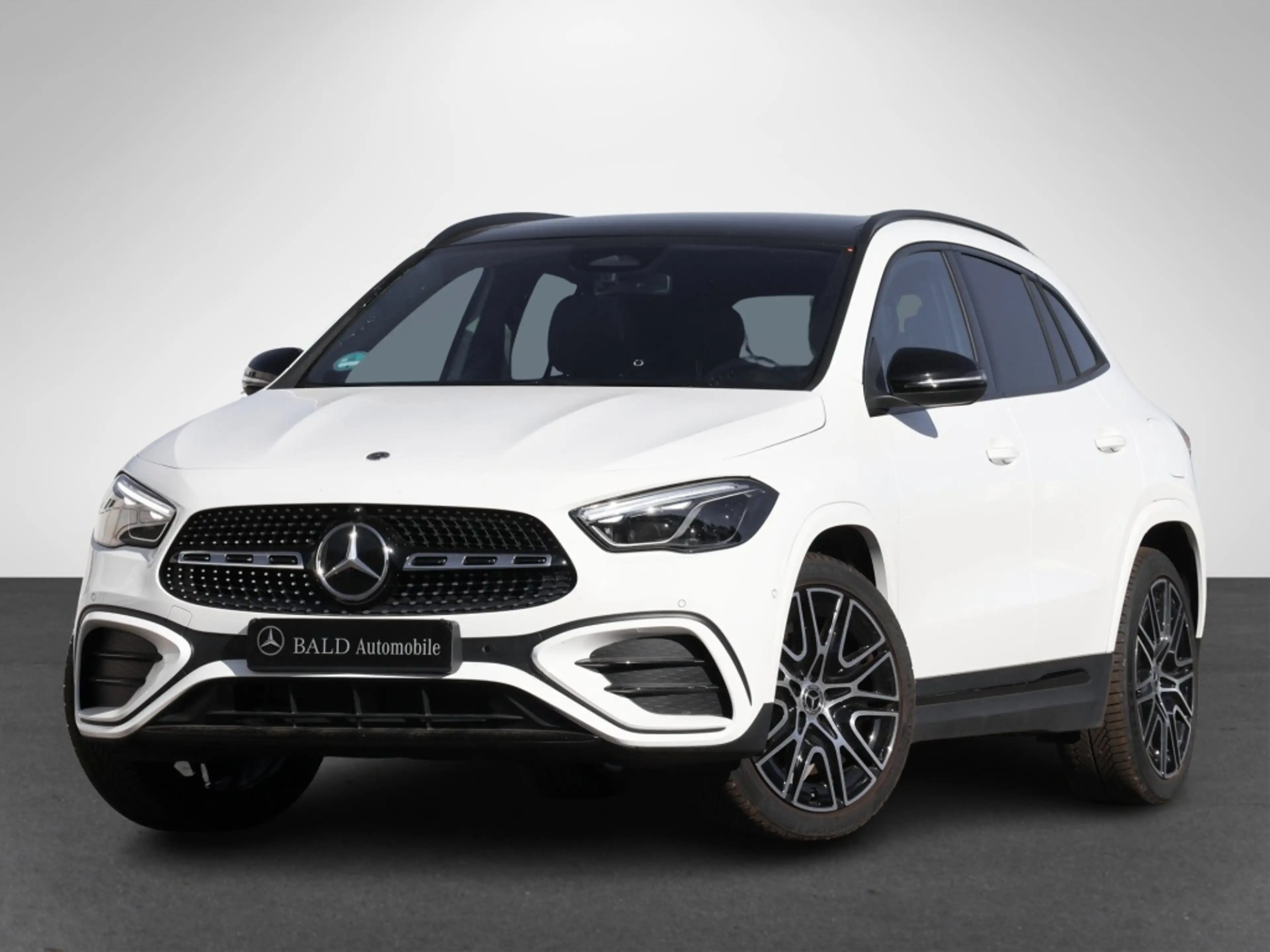 Mercedes-Benz GLA 220 d 4MATIC AMG-Sport+Pano+Distr+MLB+Night — photo 2