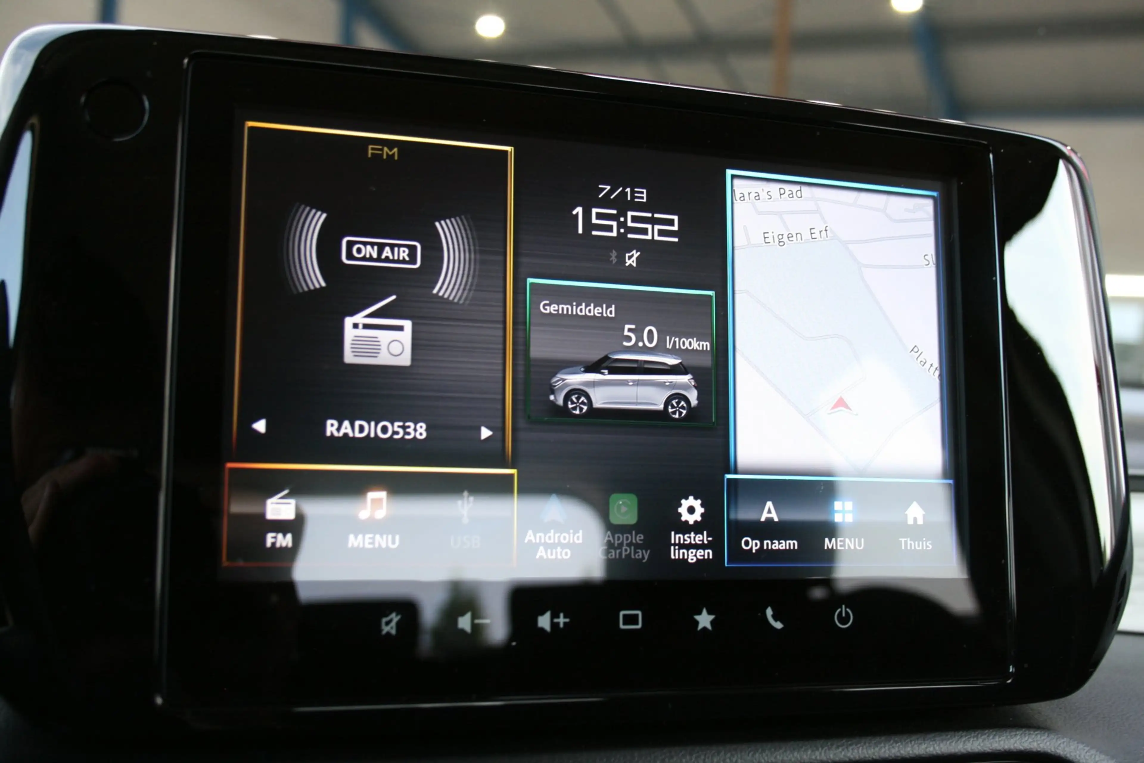 Suzuki Swift 1.2 Style Smart Hybrid — photo 15
