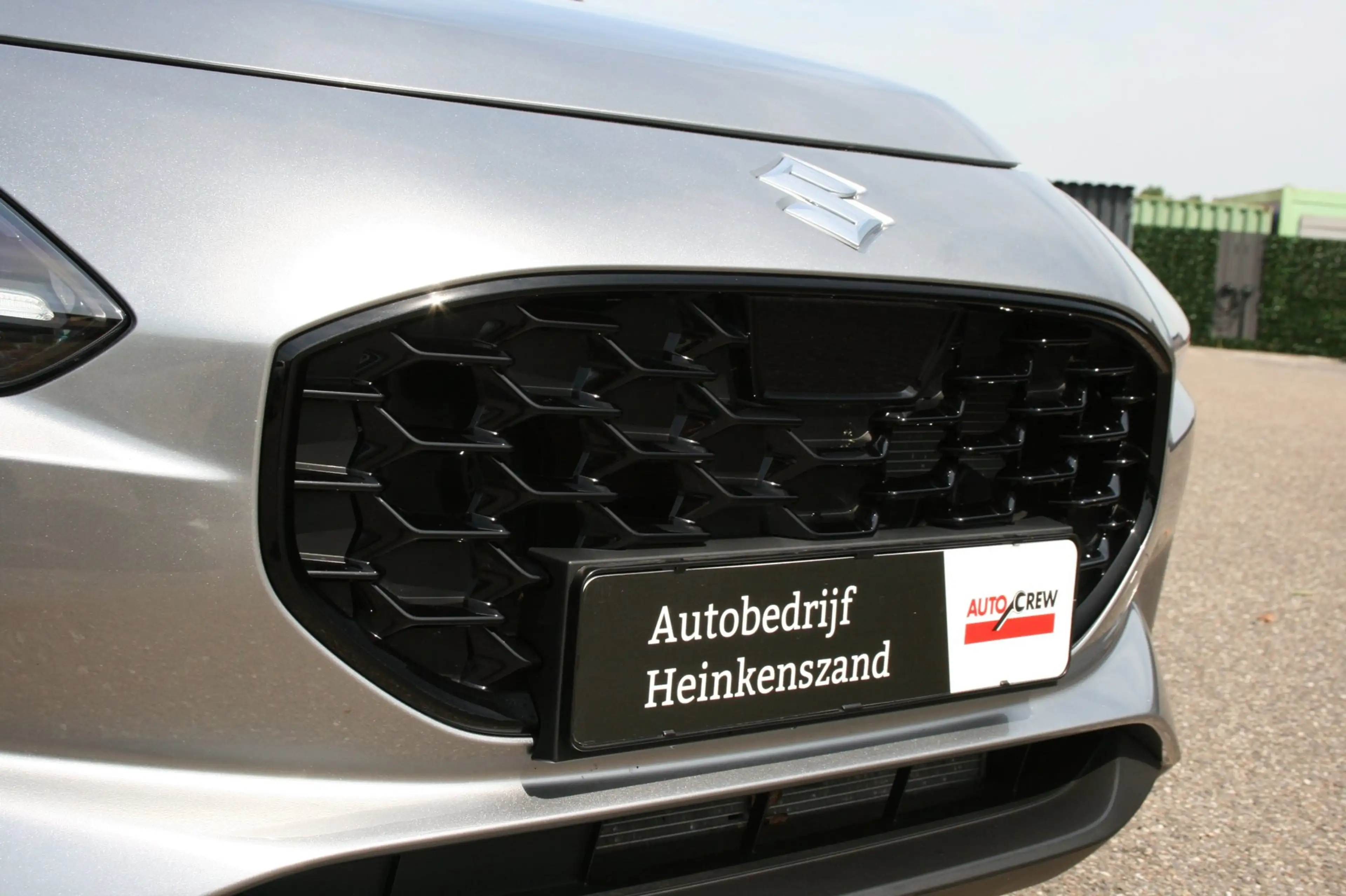 Suzuki Swift 1.2 Style Smart Hybrid — photo 22