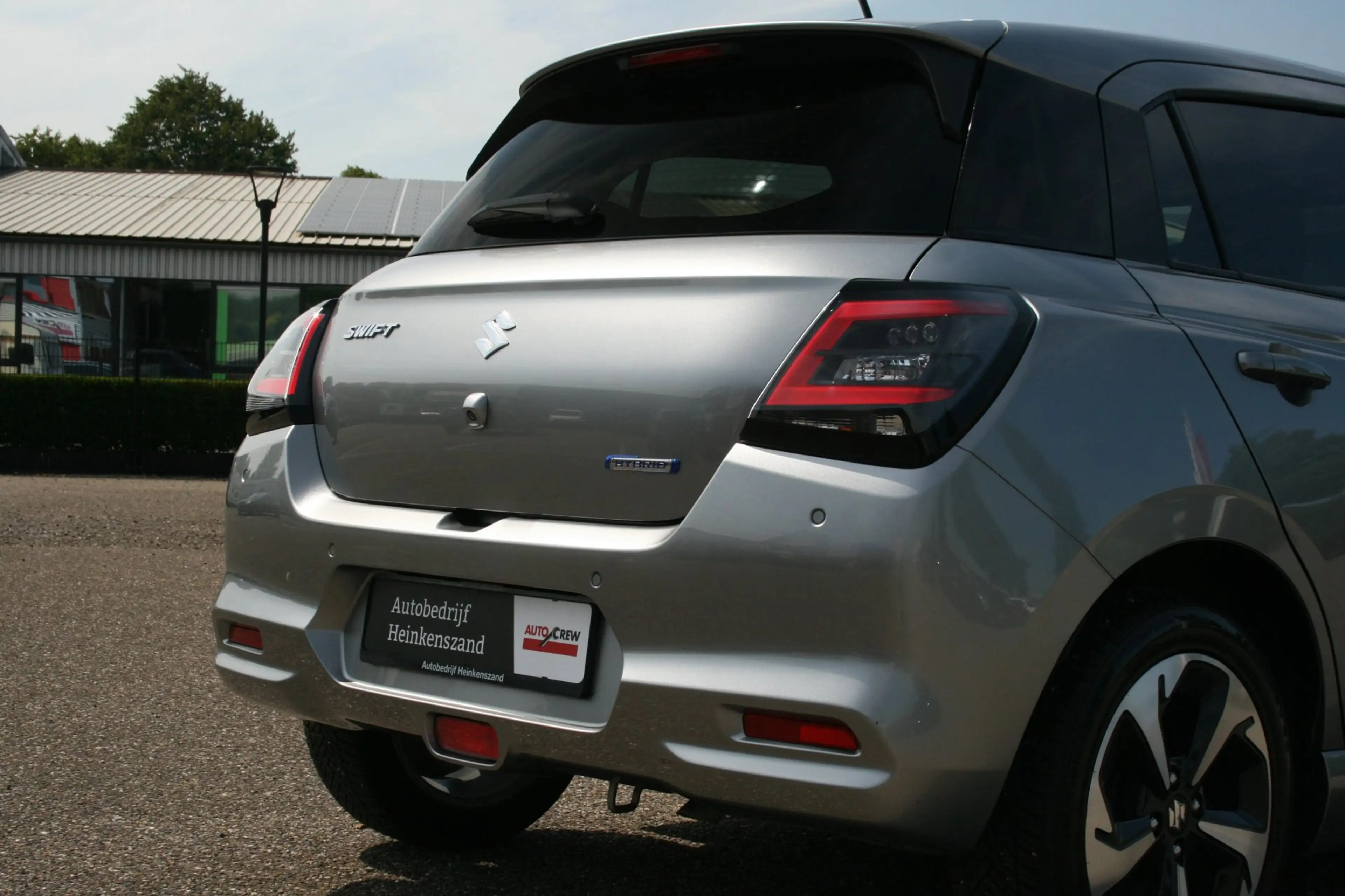 Suzuki Swift 1.2 Style Smart Hybrid — photo 6