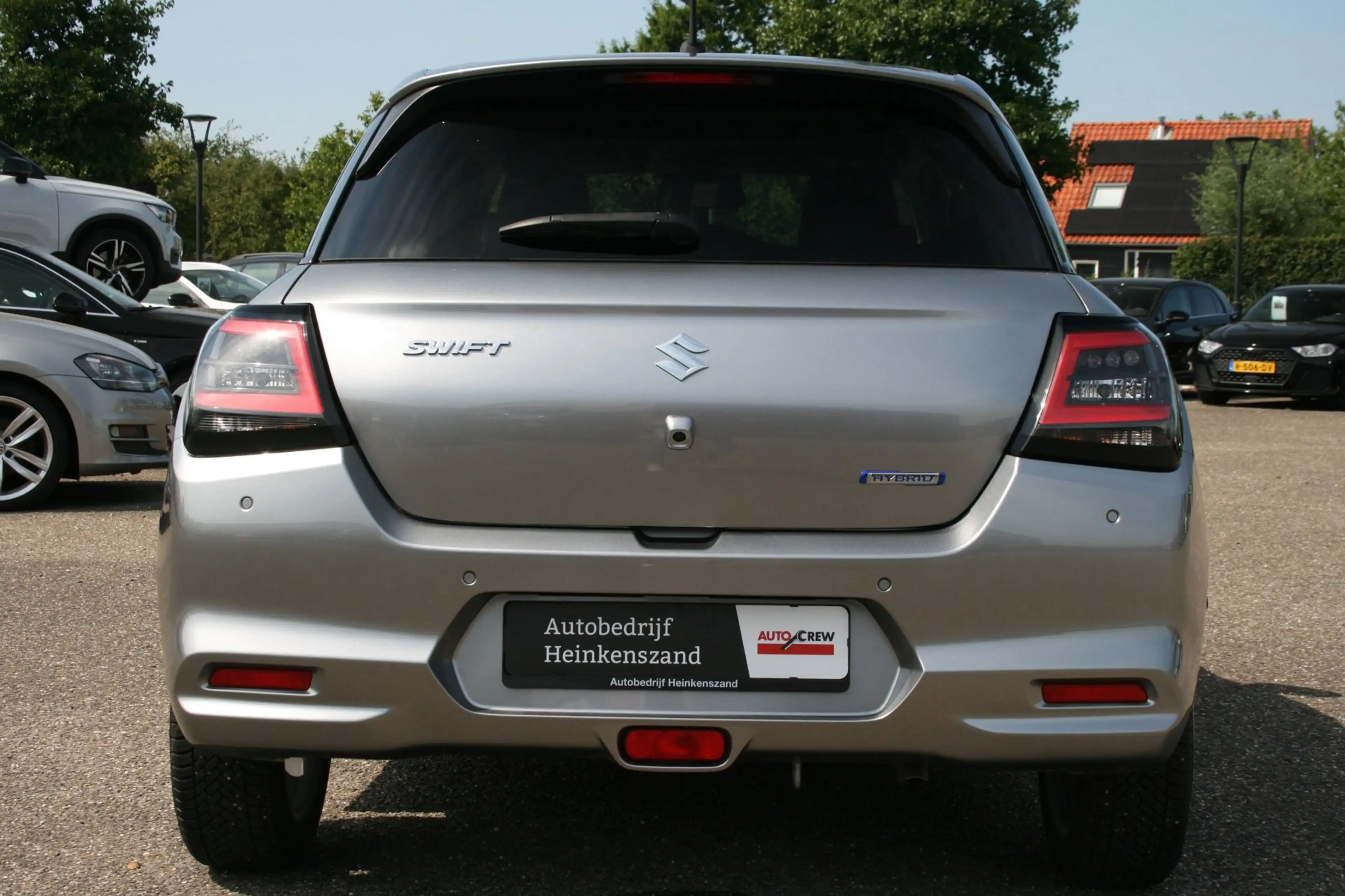 Suzuki Swift 1.2 Style Smart Hybrid — photo 4