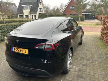 RWD | 58 kWh | 175 kw | 238 pk | Trekhaak | Warmtepomp | 1e eigenaar