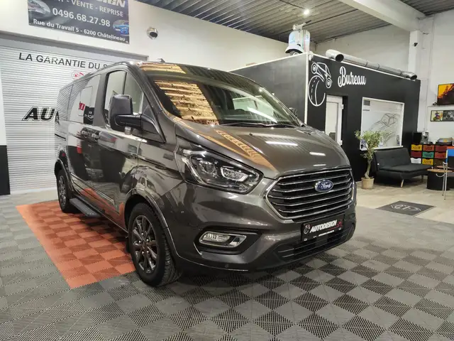 Ford Tourneo Custom 2.0 TDCi L1H1 Titanium X / 8 places auto / (EU6.2)