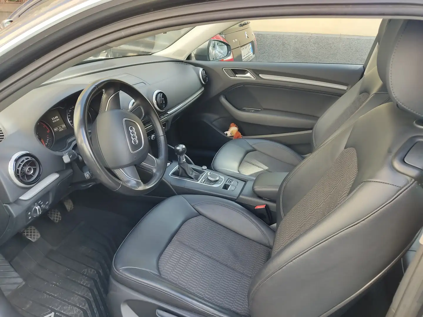 Audi A3 Sportback 1.4 tfsi Ambition - 2