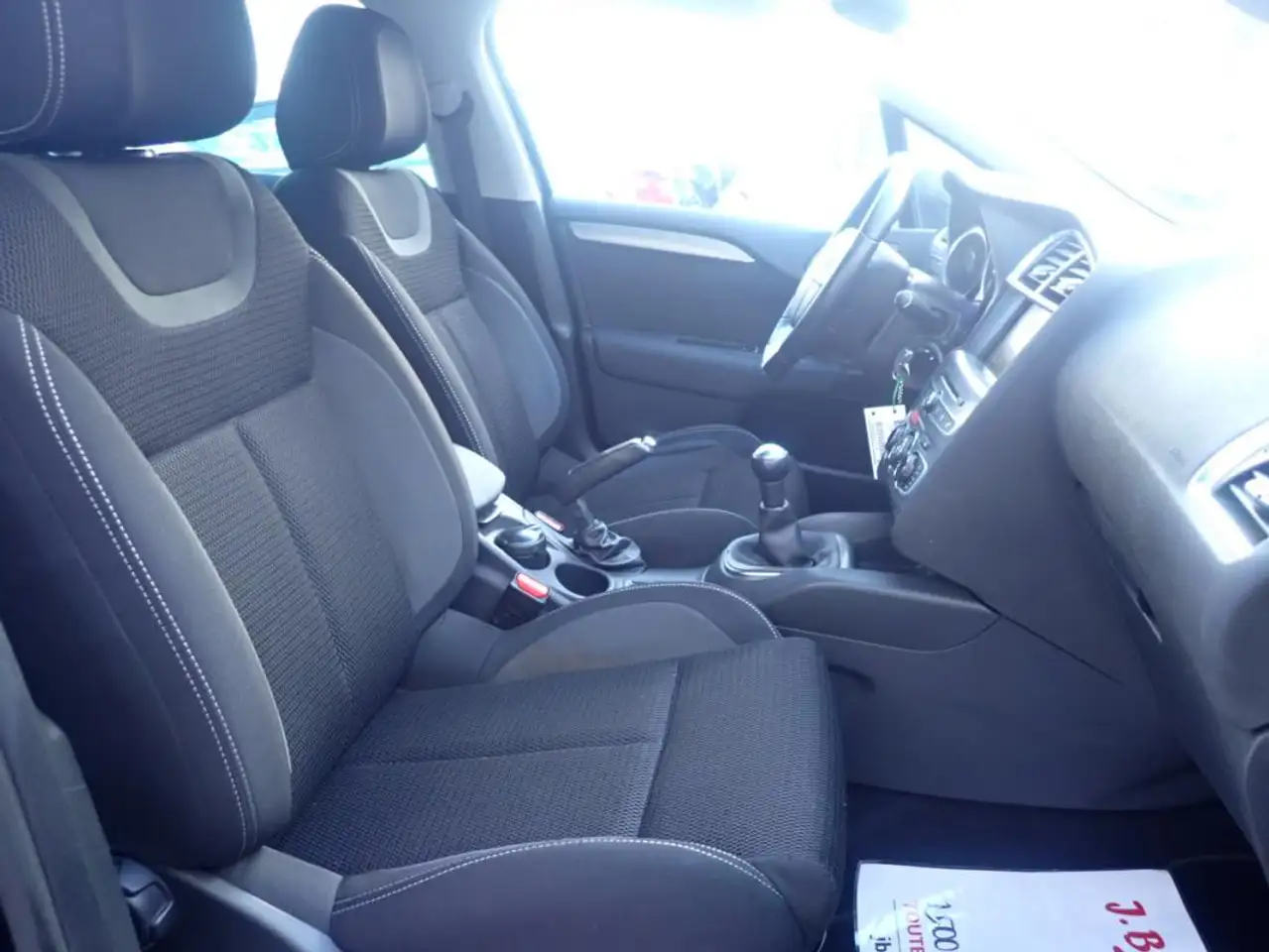 Citroen C4 Berline — photo 8