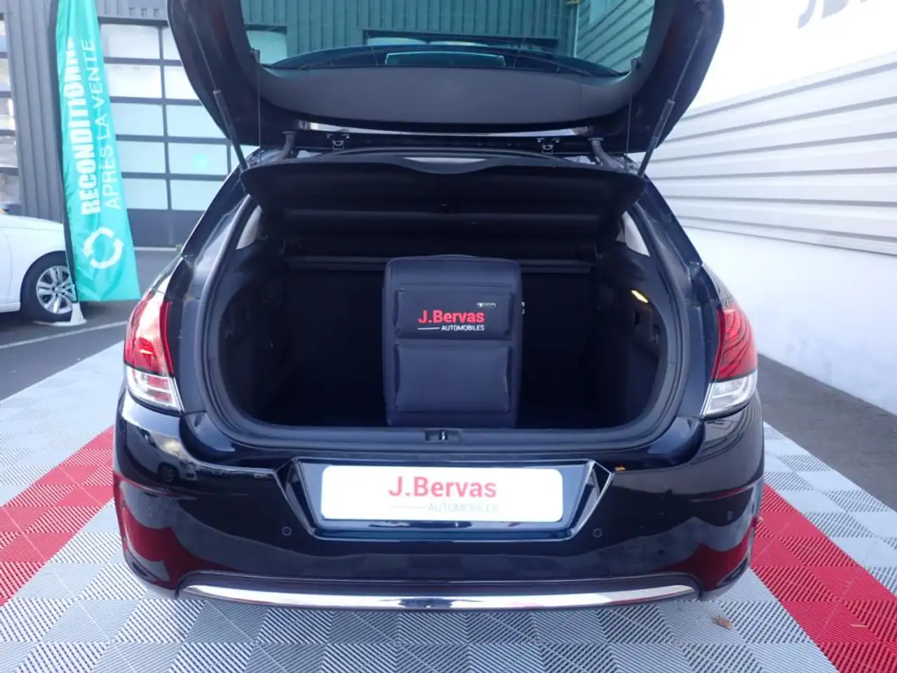 Citroen C4 Berline — photo 21