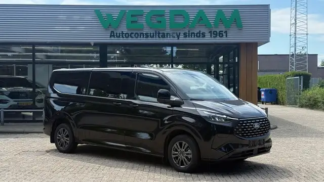 Ford Tourneo Custom 340 2.5 PHEV L2 TITANIUM/Trekhaak/9p/Leder € 45.