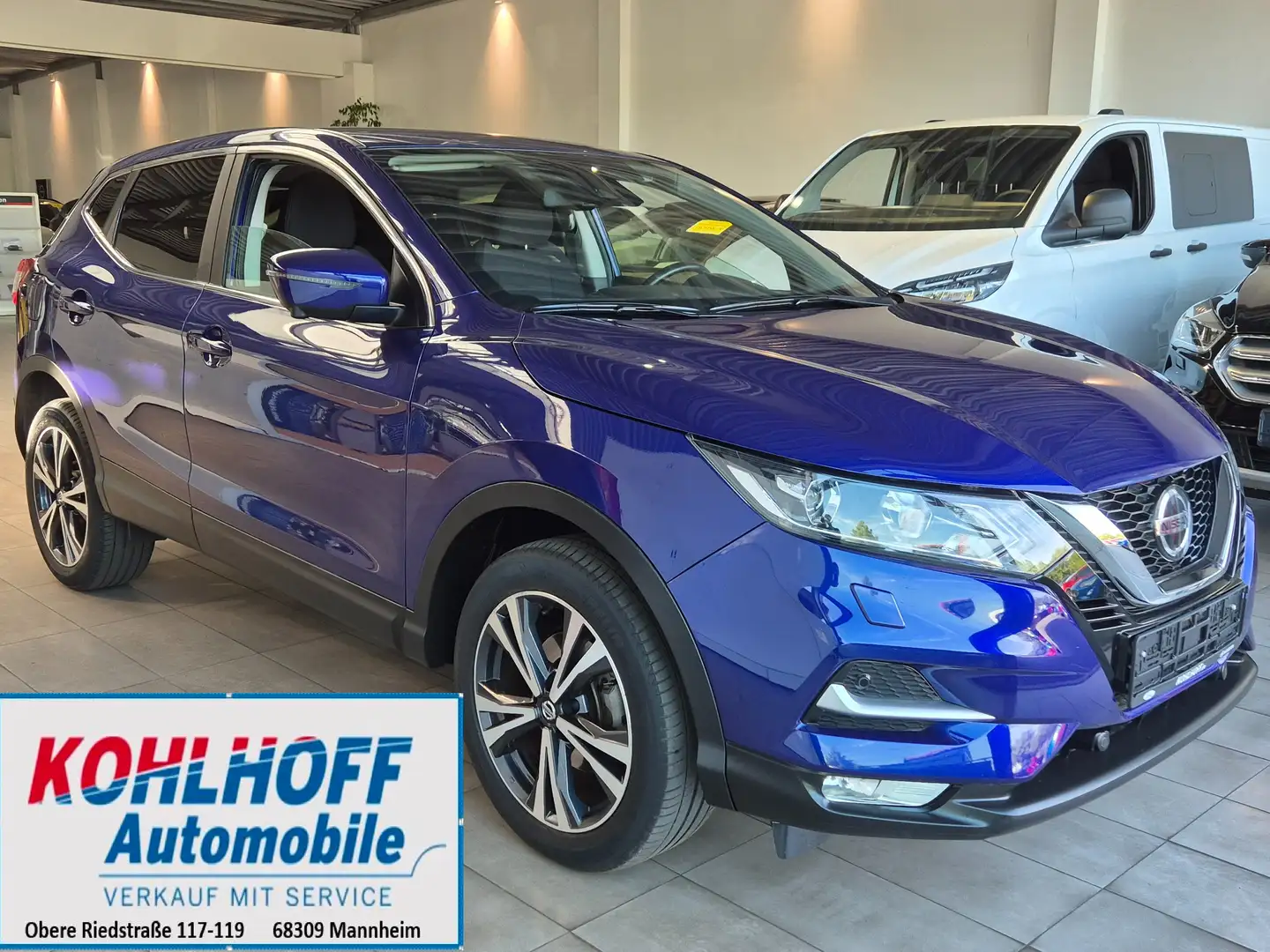 Nissan Qashqai 1.3 DIG-T N-Connecta 140PS Navi 360 Winter CarPlay Blauw - 1