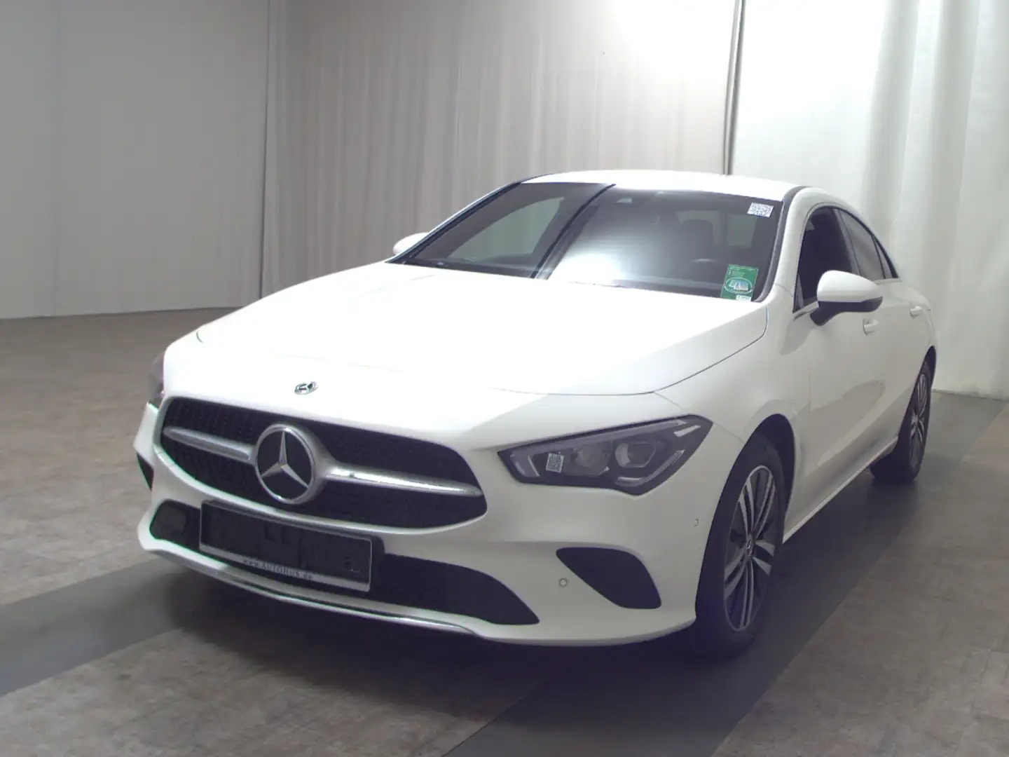 Mercedes-Benz CLA 180 d Progressive Navi LED MBUX Leder RFK Bílá - 2