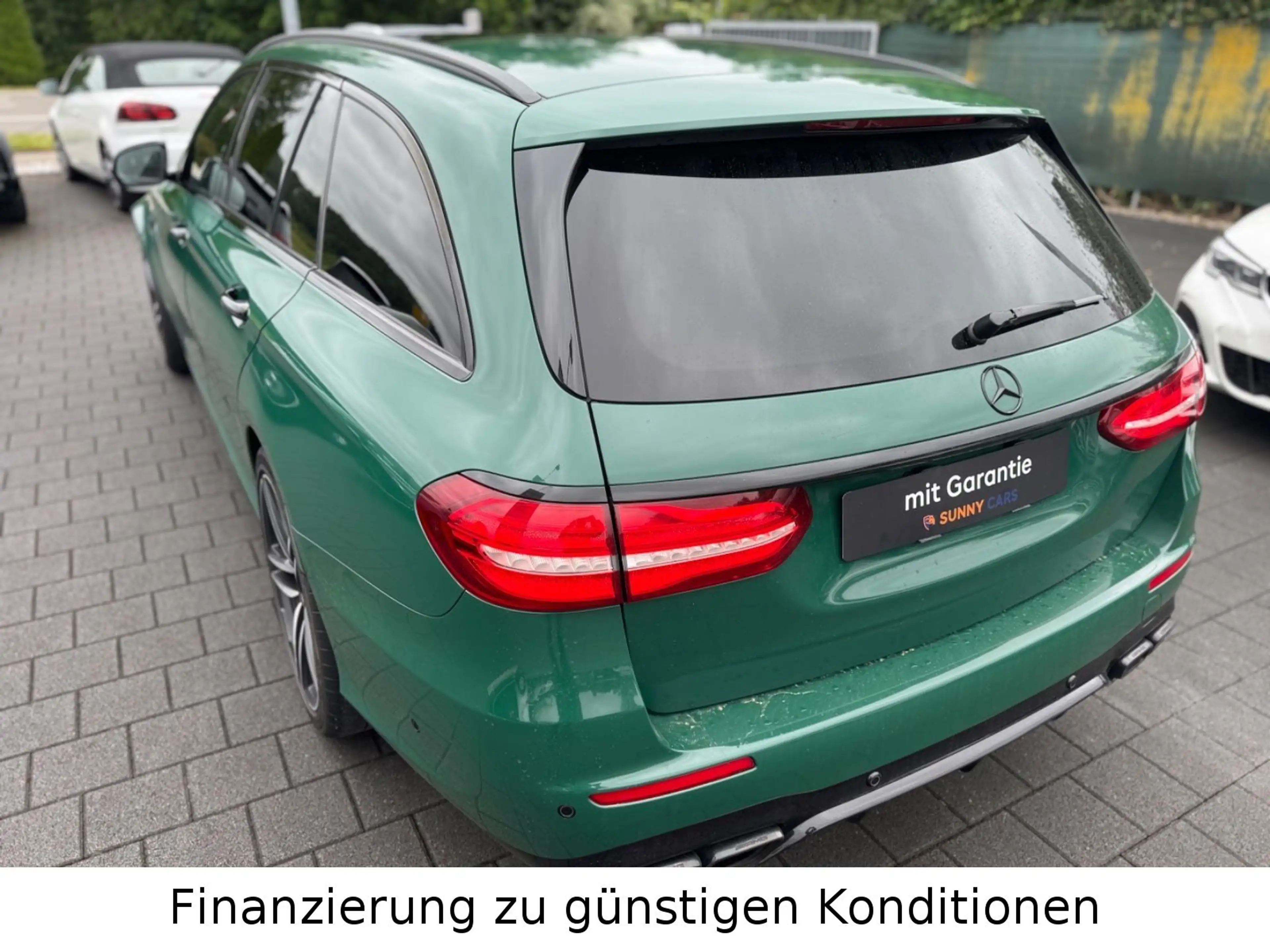 Mercedes-Benz E 63 AMG 4Matic T-Modell *PANO*HEAD-UP*360°* — photo 7