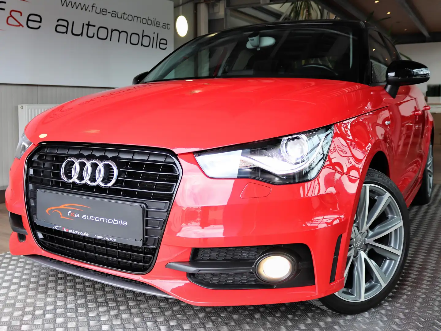 Audi A1 Sportback 1,2 TFSI admired Rot - 1