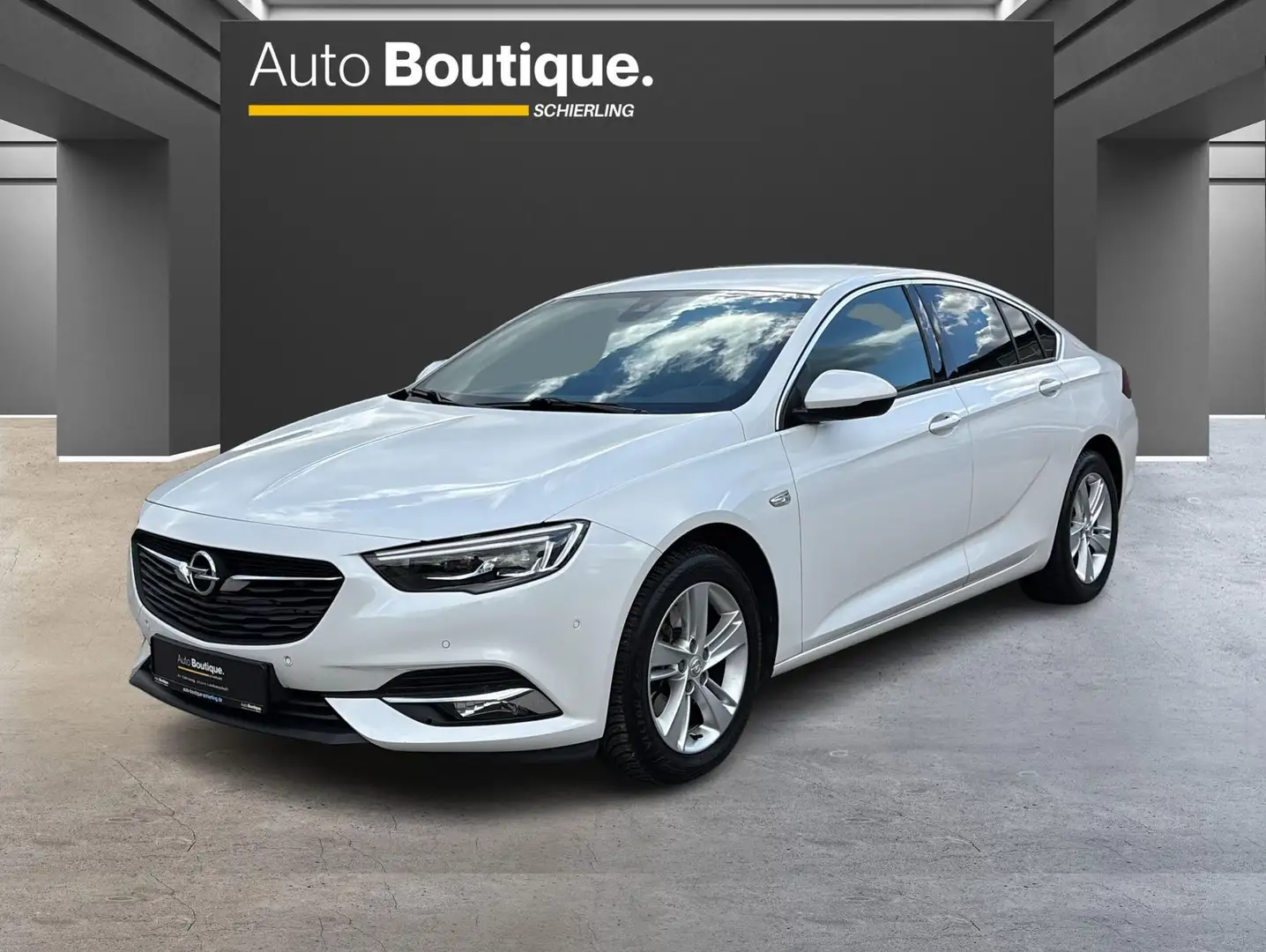 Opel Insignia 2.0 Dynamic Weiß - 1
