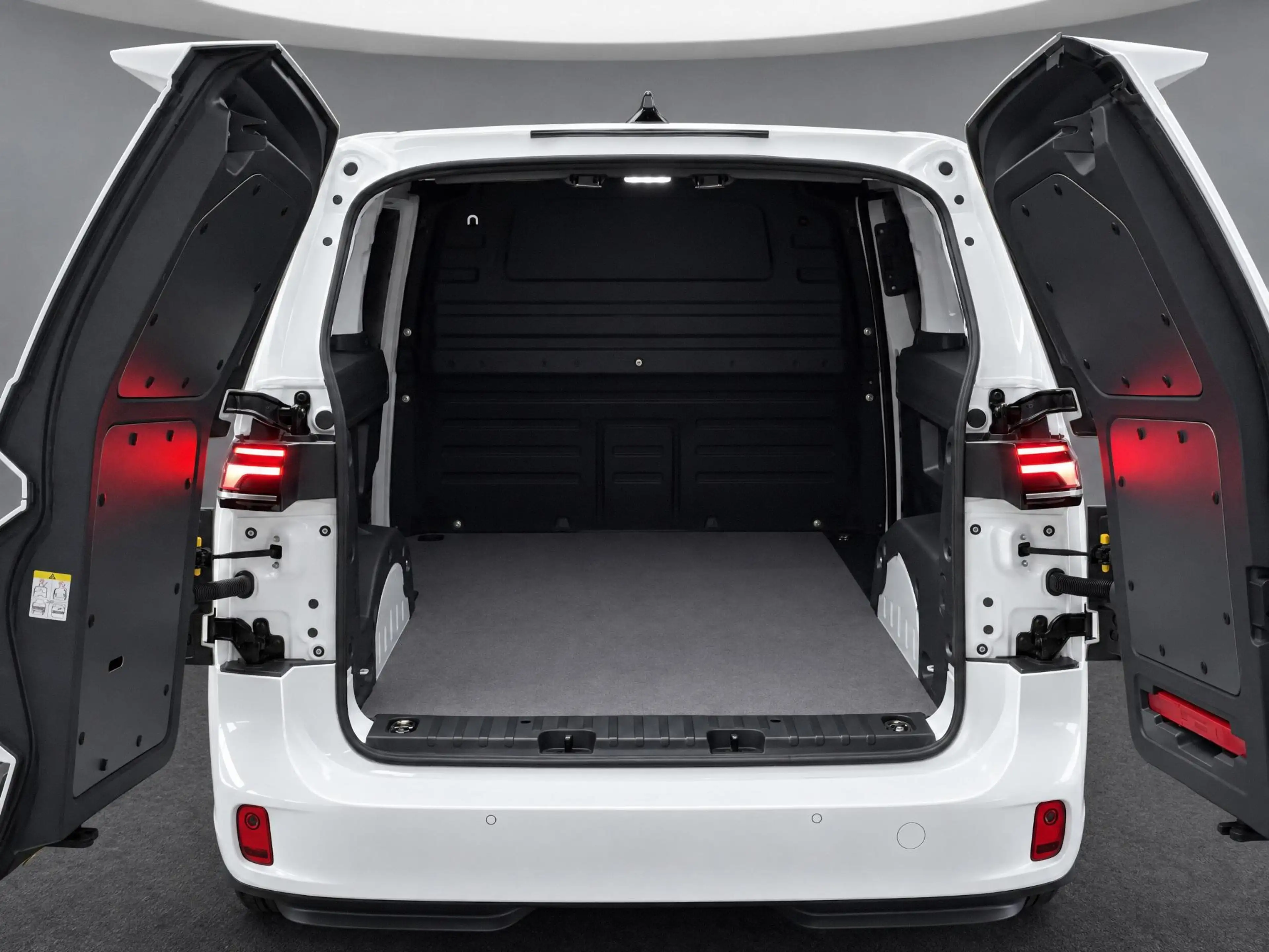 Volkswagen ID. Buzz Cargo Bedrijfswagens Bulli Limited Edition 79kWh 286pk 7 — photo 7