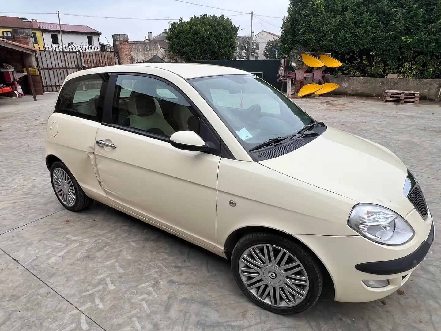 Lancia Y 1.2 12v Beige - 1