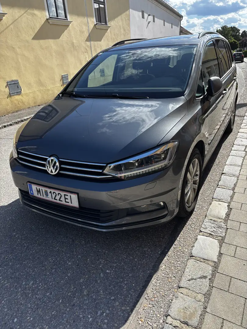 Volkswagen Touran Sky 1,6 SCR TDI DSG 7 Sitze - 1