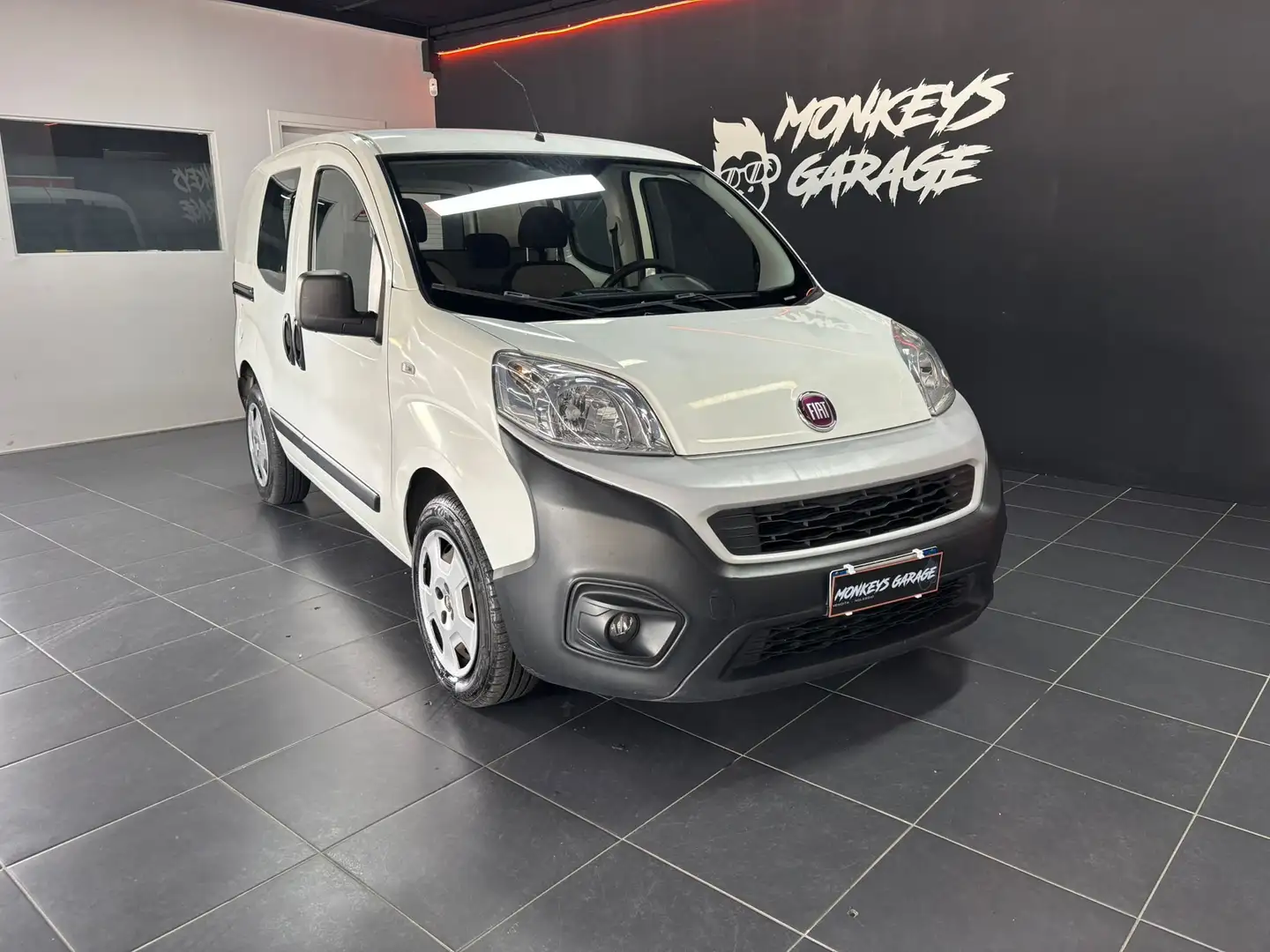 Fiat Fiorino 4 posti autocarro Bianco - 1