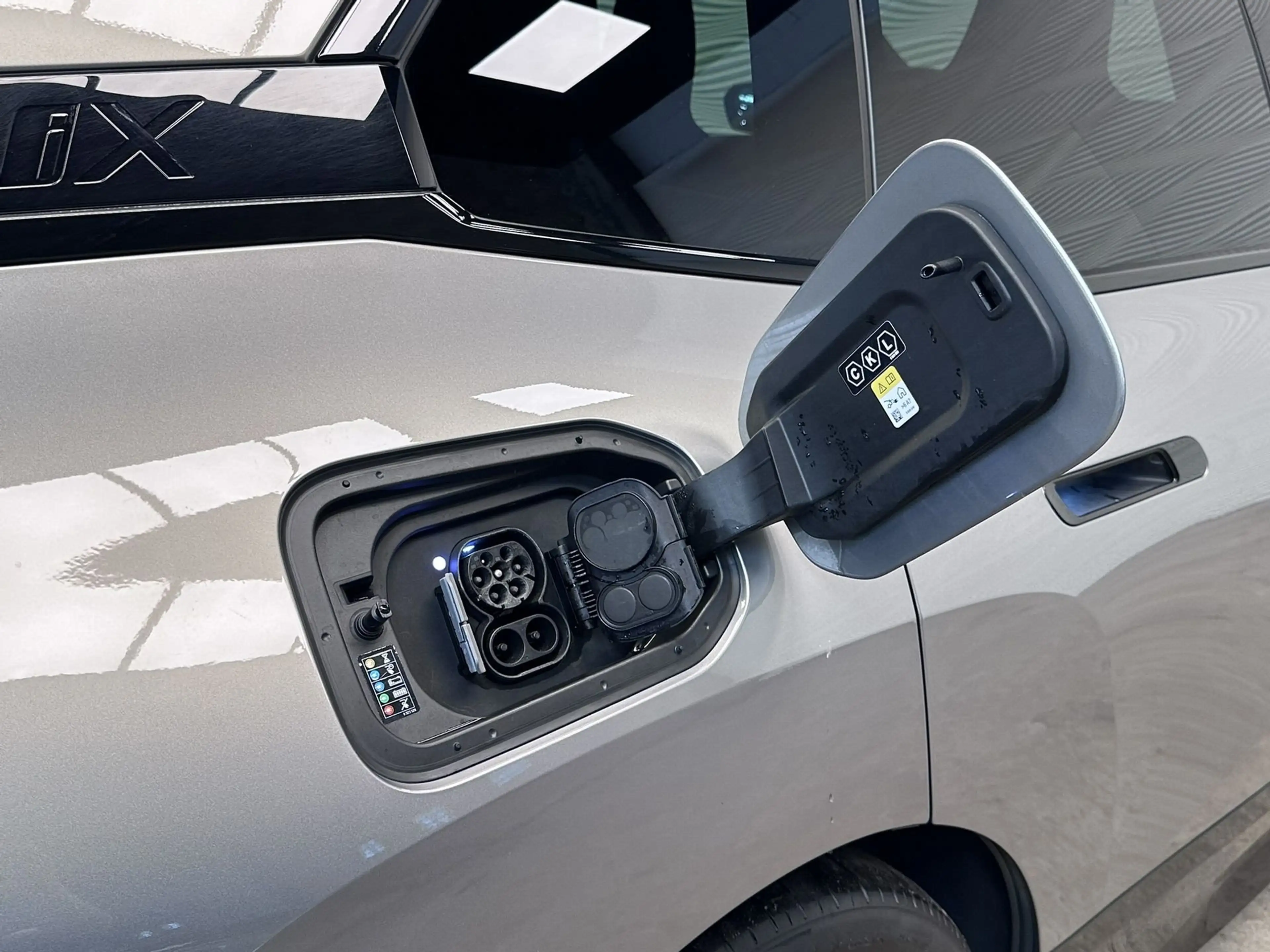 BMW iX xDrive40*76.6kWh*96.2% SOH*"EDITION"*BTW* — photo 15