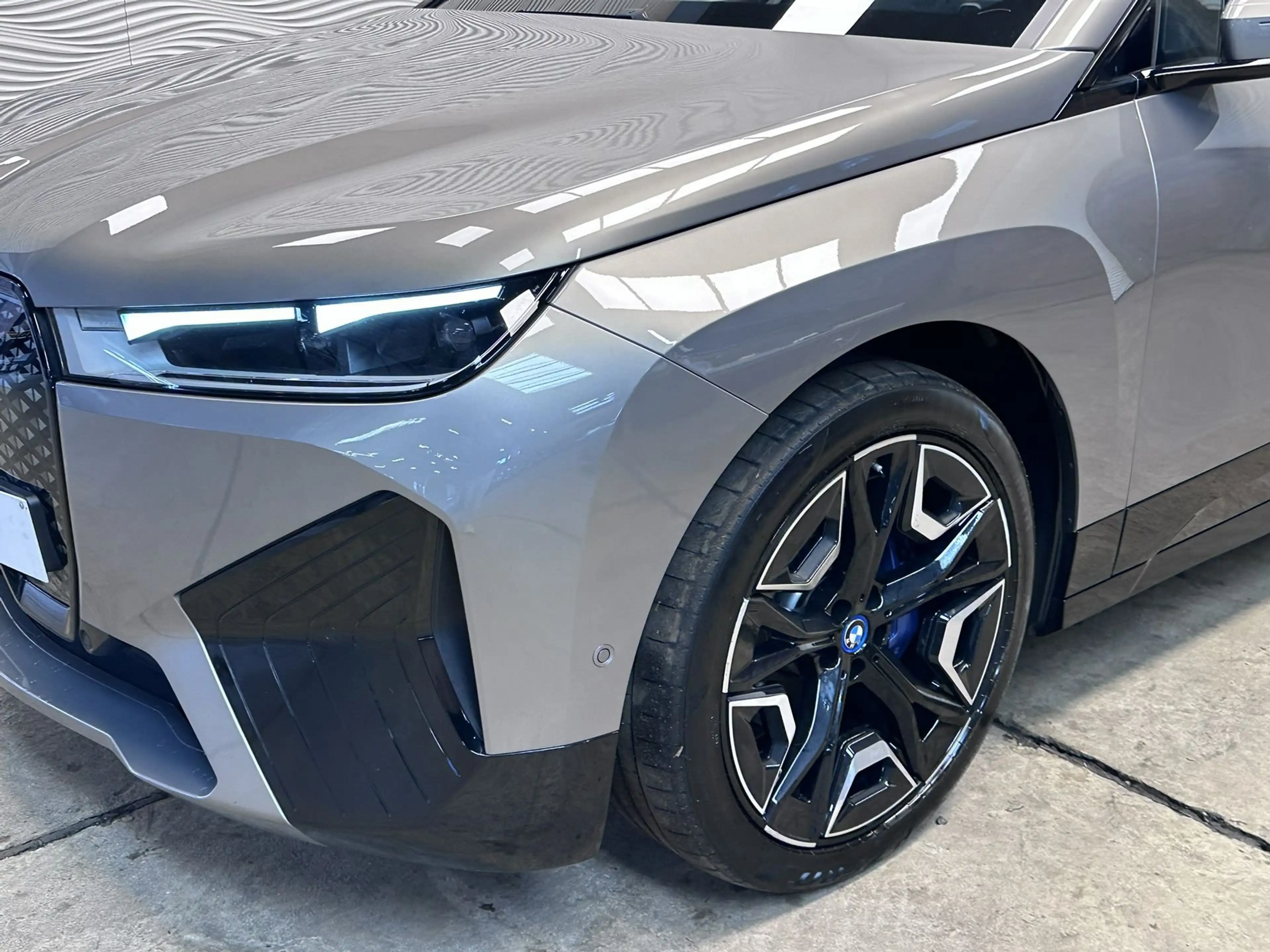 BMW iX xDrive40*76.6kWh*96.2% SOH*"EDITION"*BTW* — photo 6