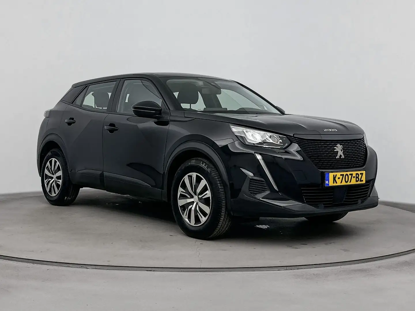 Peugeot 2008 1.2 100pk Active | Cruise control | Apple CarPlay/ Zwart - 2