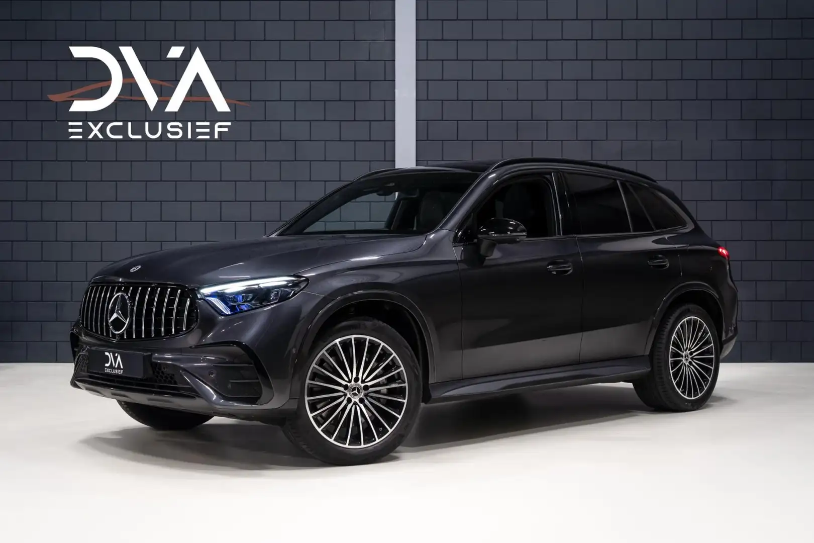 Mercedes-Benz GLC 300 300e AMG Line Grijs - 2