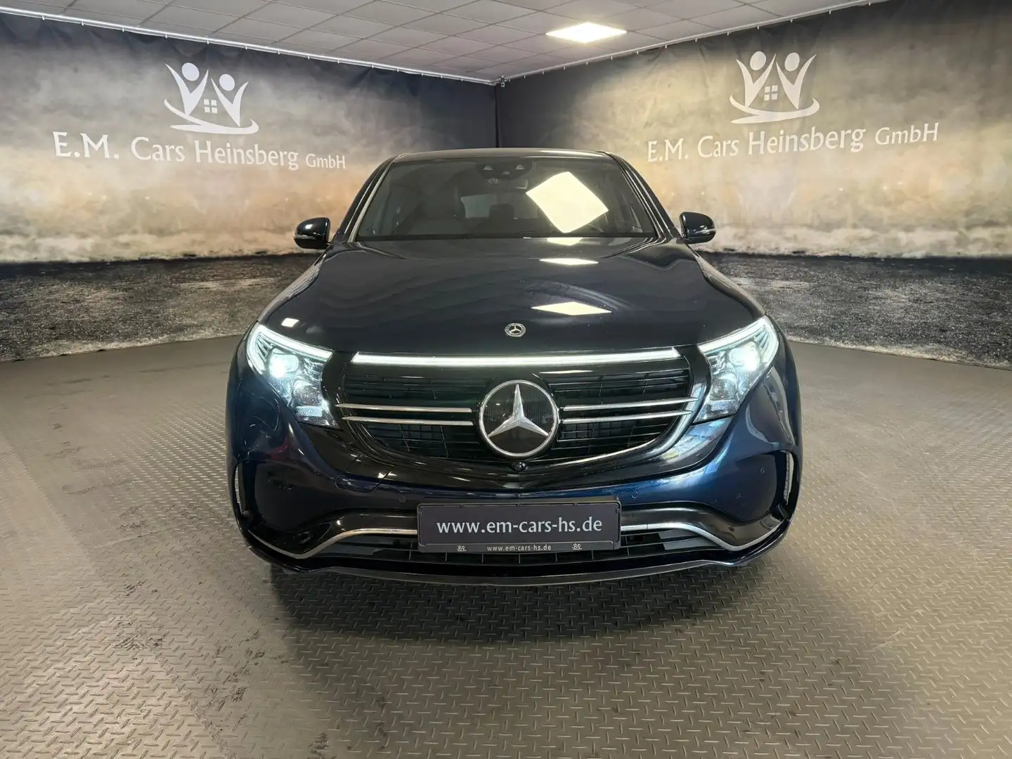 Mercedes-Benz EQC 400 400 4Matic AMG Line AHK MBUX Burmester Modrá - 2