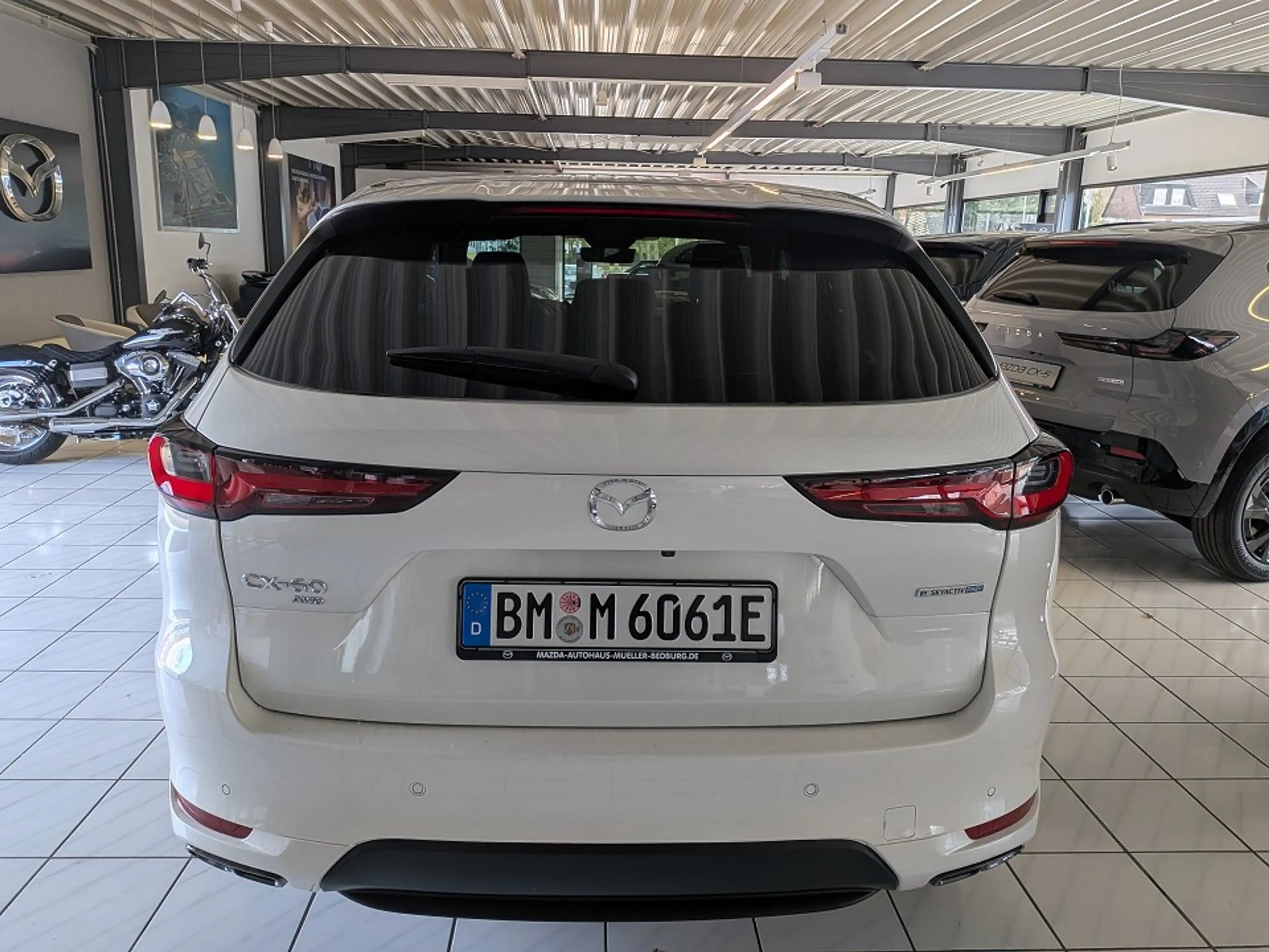 Mazda CX-60 2.5L e-SKYACTIV PHEV 327ps Homura Plus — photo 6