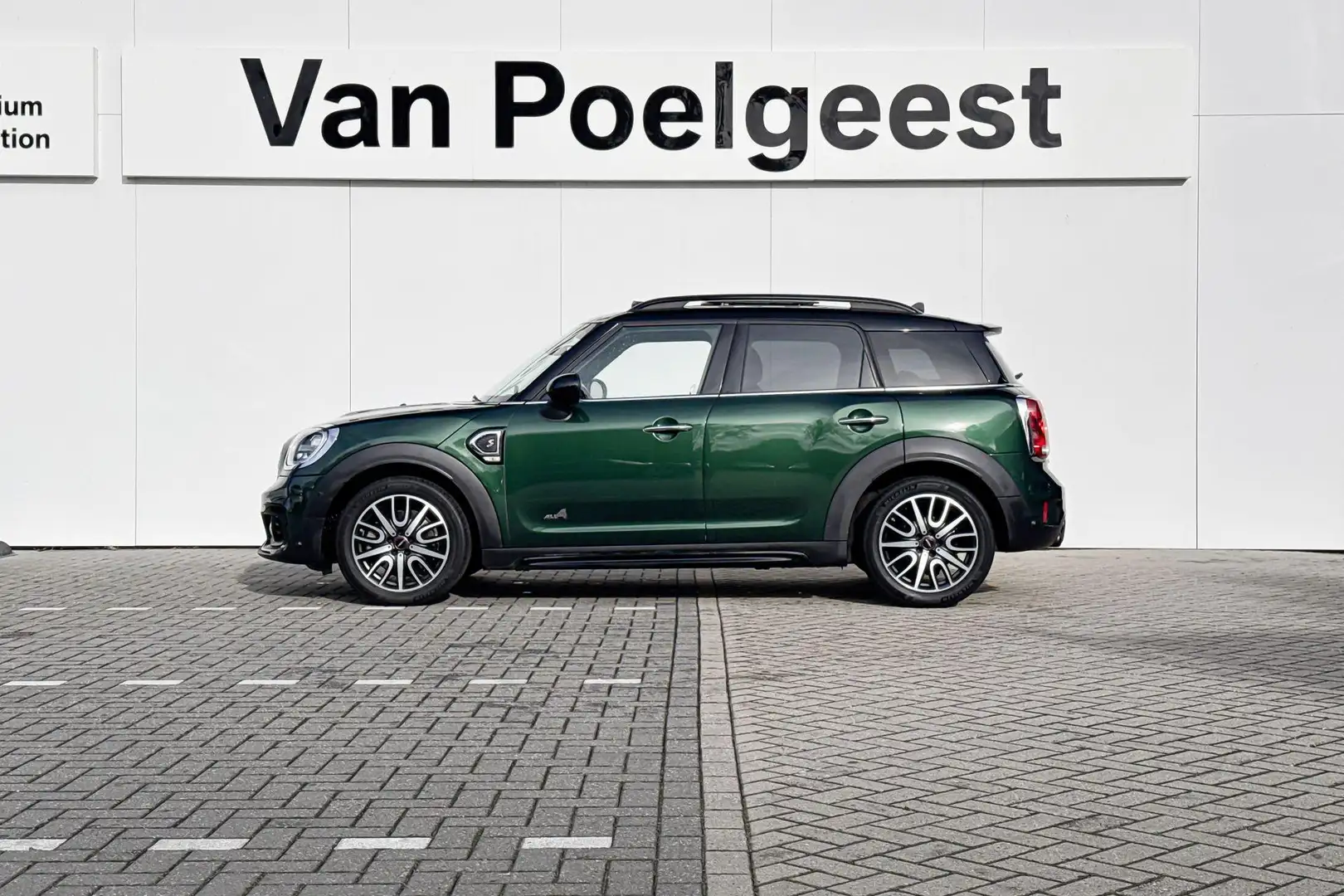 MINI Cooper S Countryman 2.0 ALL4 Chili Panoramadak | head up | Harman Kard Groen - 2