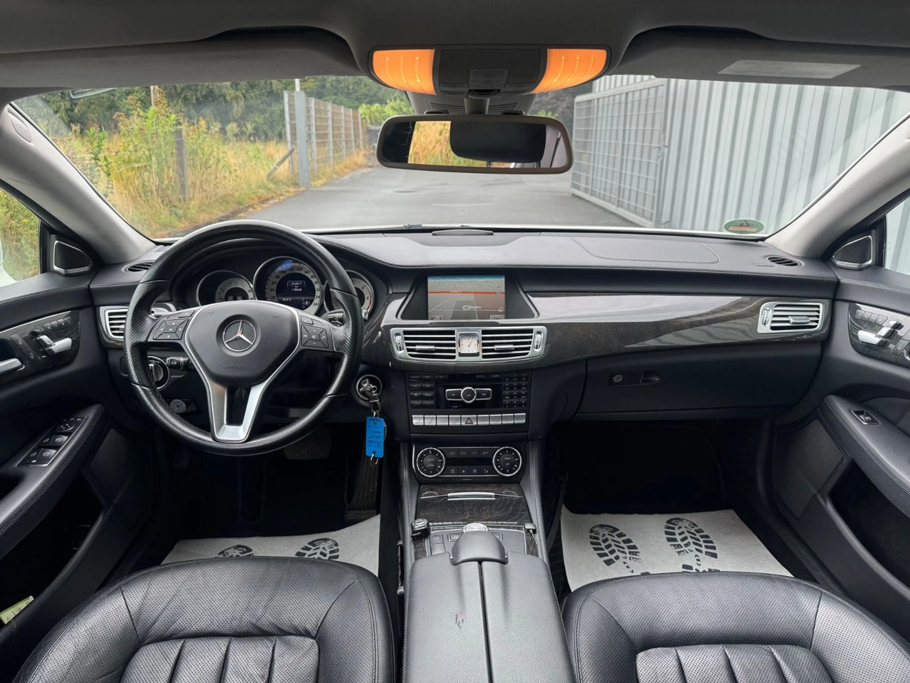 Mercedes-Benz CLS CLS 250 SB*HARMAN*MEMORY*AHK*SHZ*S-KLIMA*ACC* — photo 11