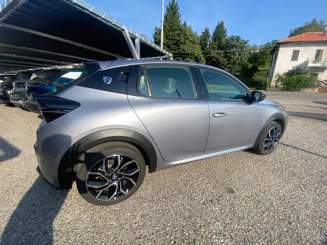 Lancia Ypsilon view 9