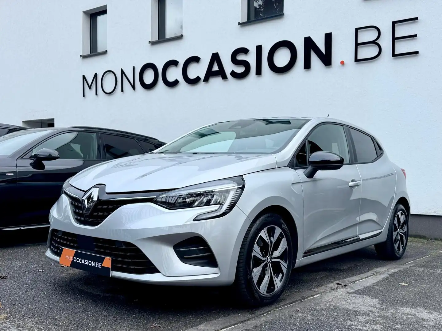 Renault Clio 1.0 TCe PHARES LED GPS CAPTEURS CRUISE CONTROL Argent - 2