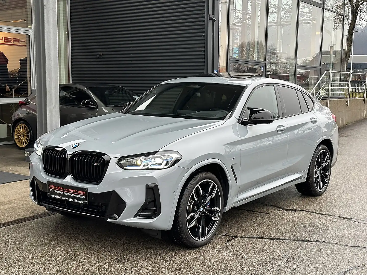 BMW X4 M 40i Aut. / Laser / AHK / Pano / Head Up Grau - 1