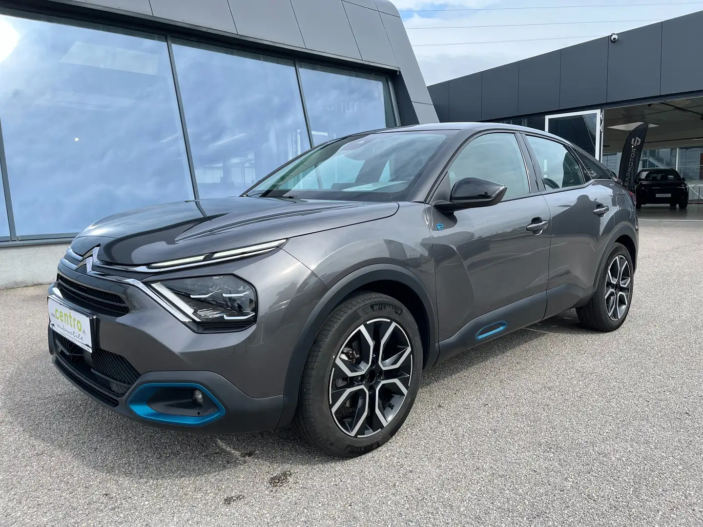 Citroen C4 50kwH Feel Pack Grau - 2