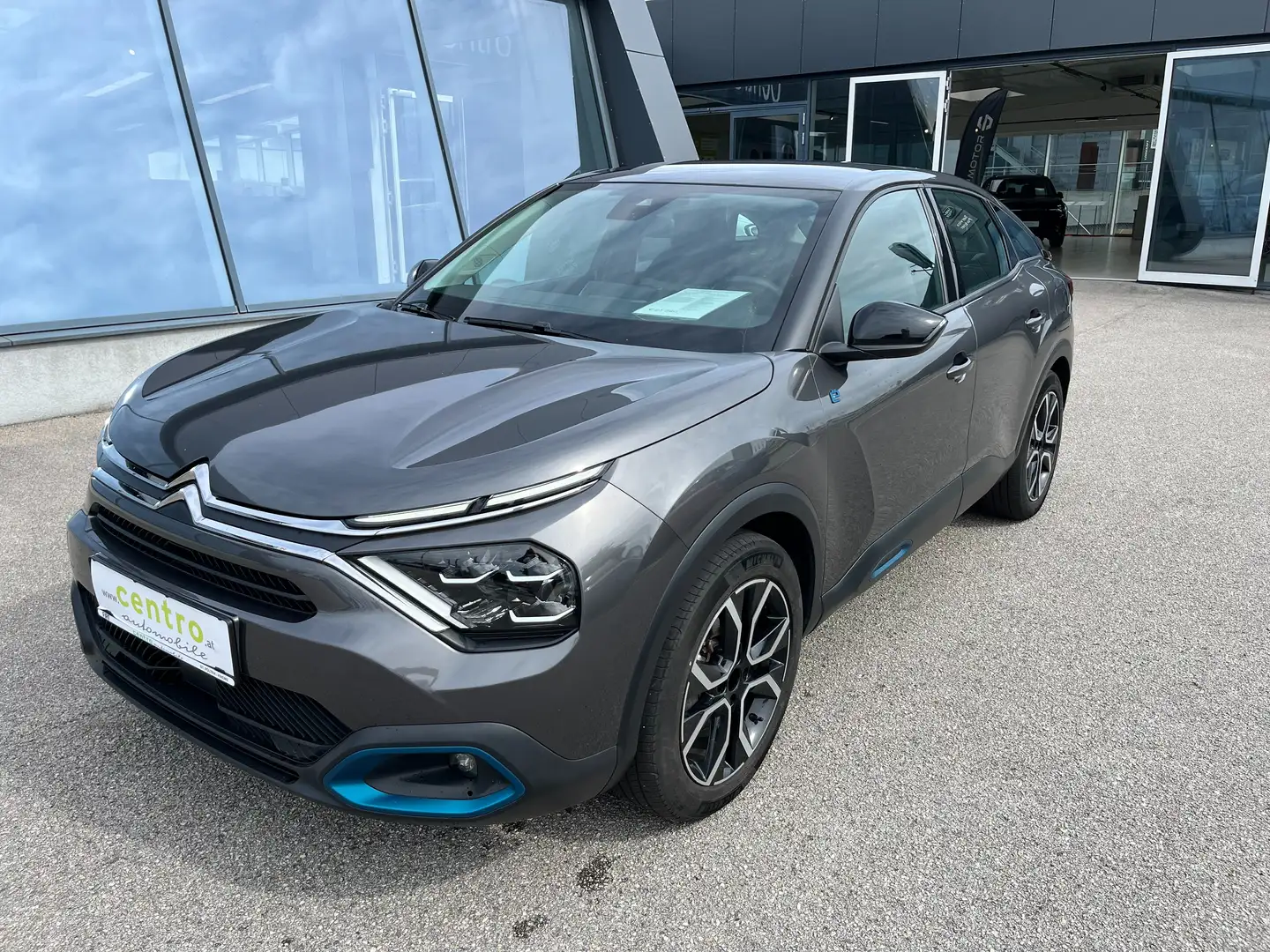 Citroen C4 50kwH Feel Pack Grau - 1