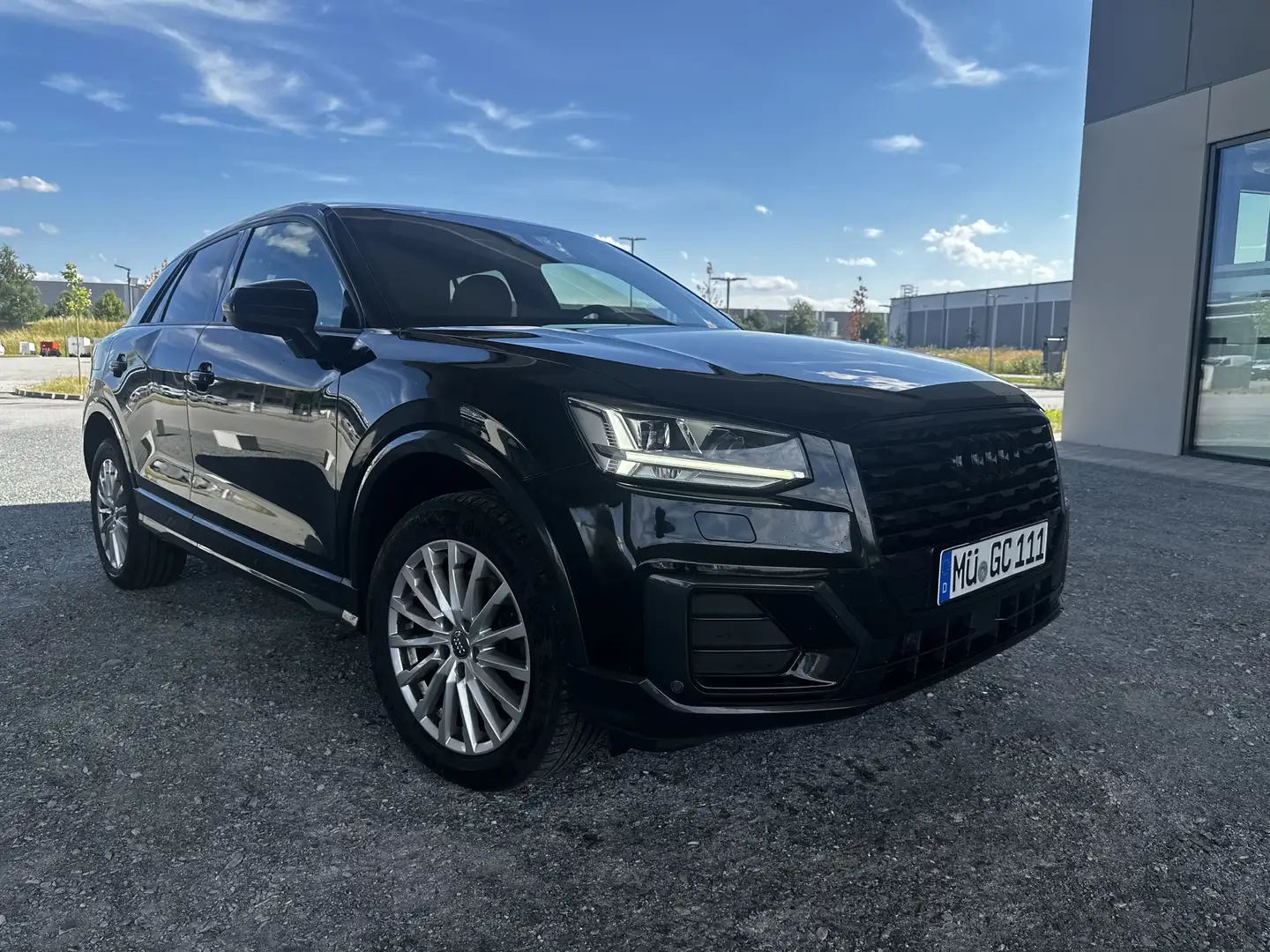 Audi Q2 1.6 TDI S tronic design - 1