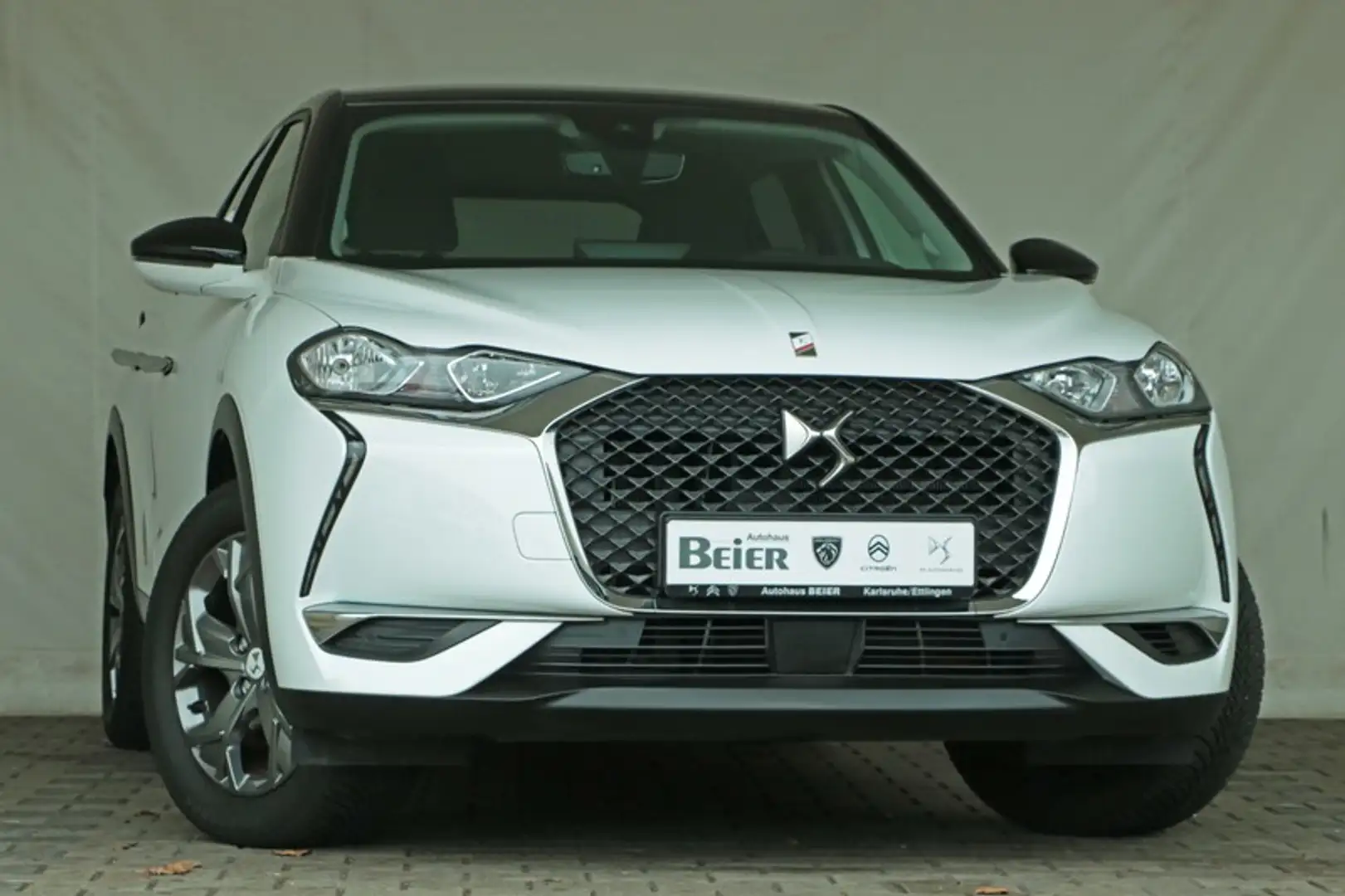 DS Automobiles DS 3 Crossback E-Tense Elektromotor So Chic Weiß - 2