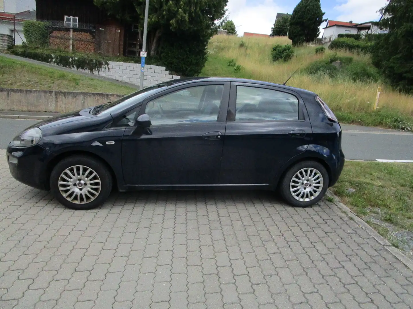 Fiat Punto Pop Blau - 2