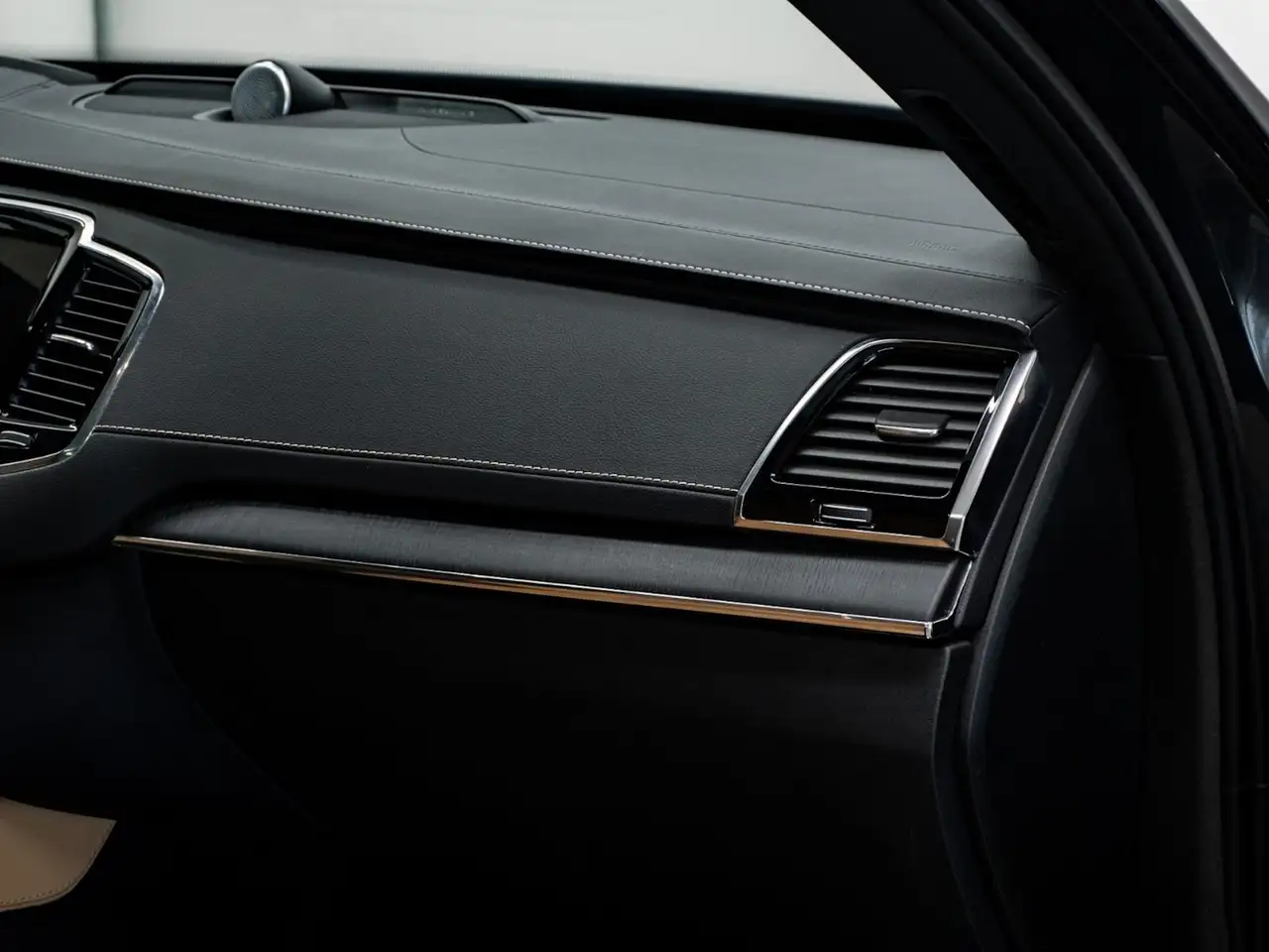Volvo XC90 снимка Volvo XC90