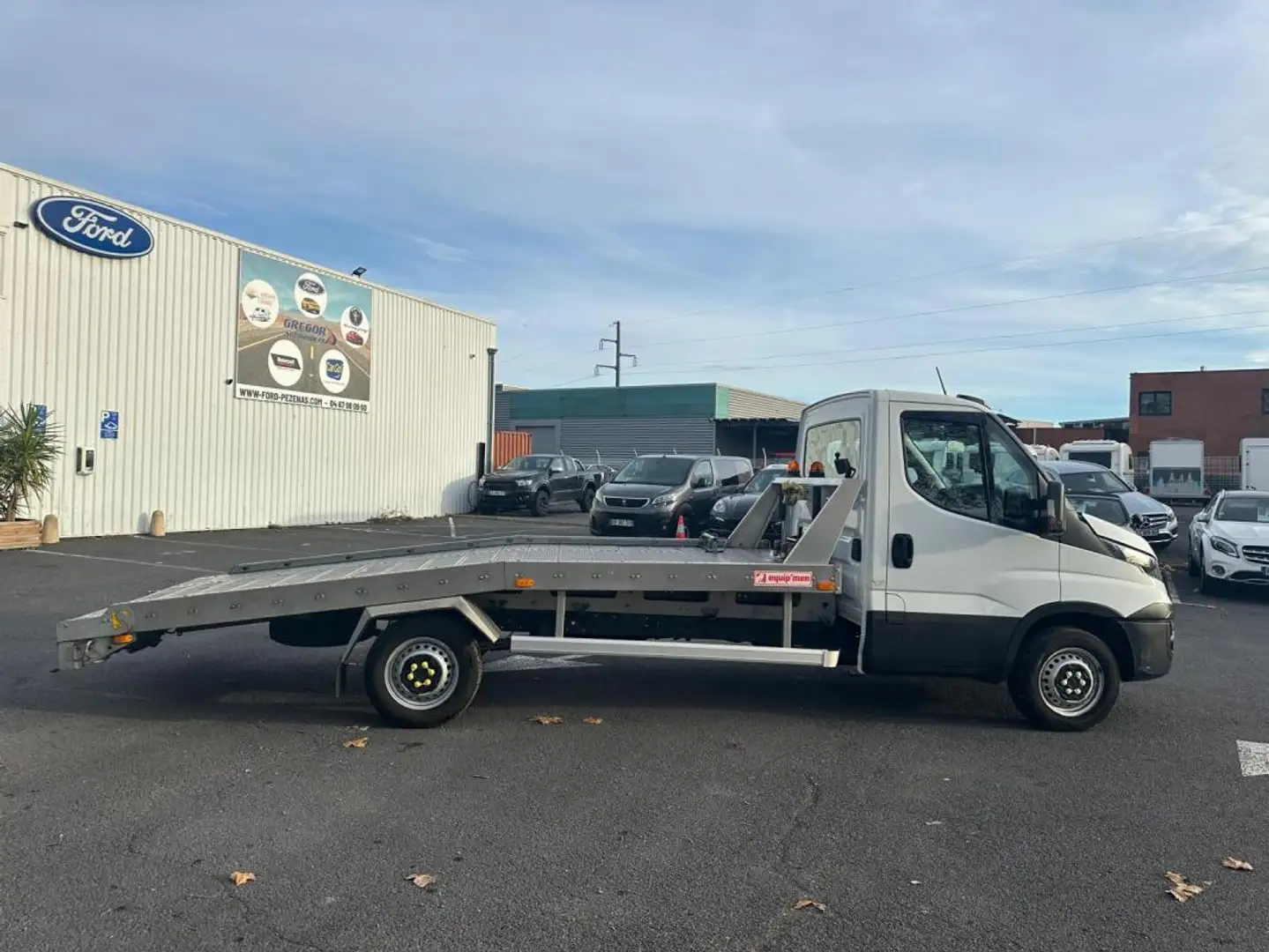 Iveco Daily 35S16 DEPANNEUSE Blanco - 2