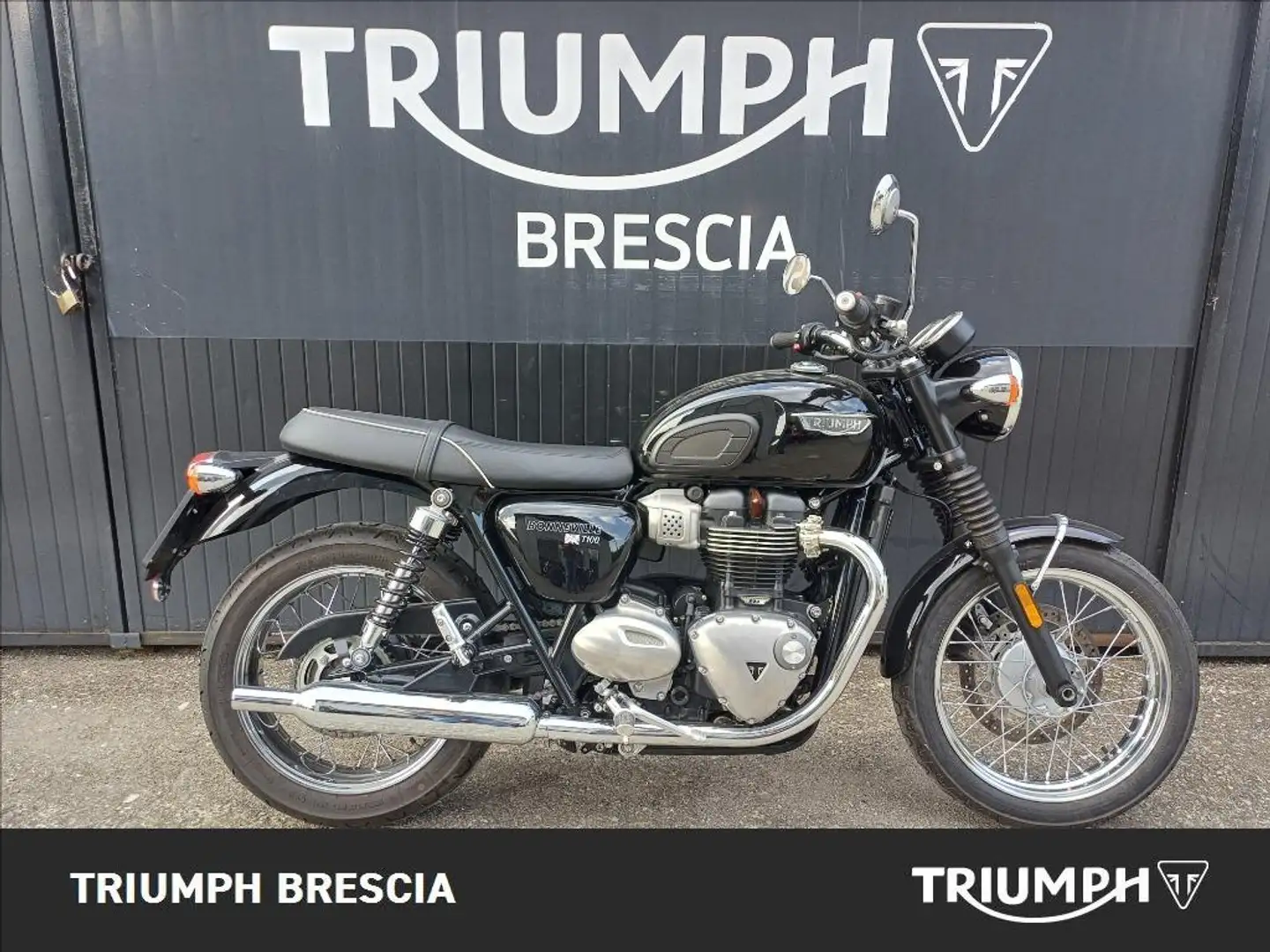 Triumph Bonneville T100 Noir - 1