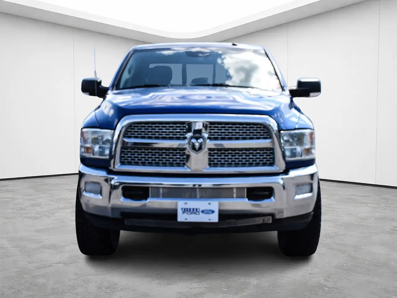 RAM 2500 снимка RAM 2500