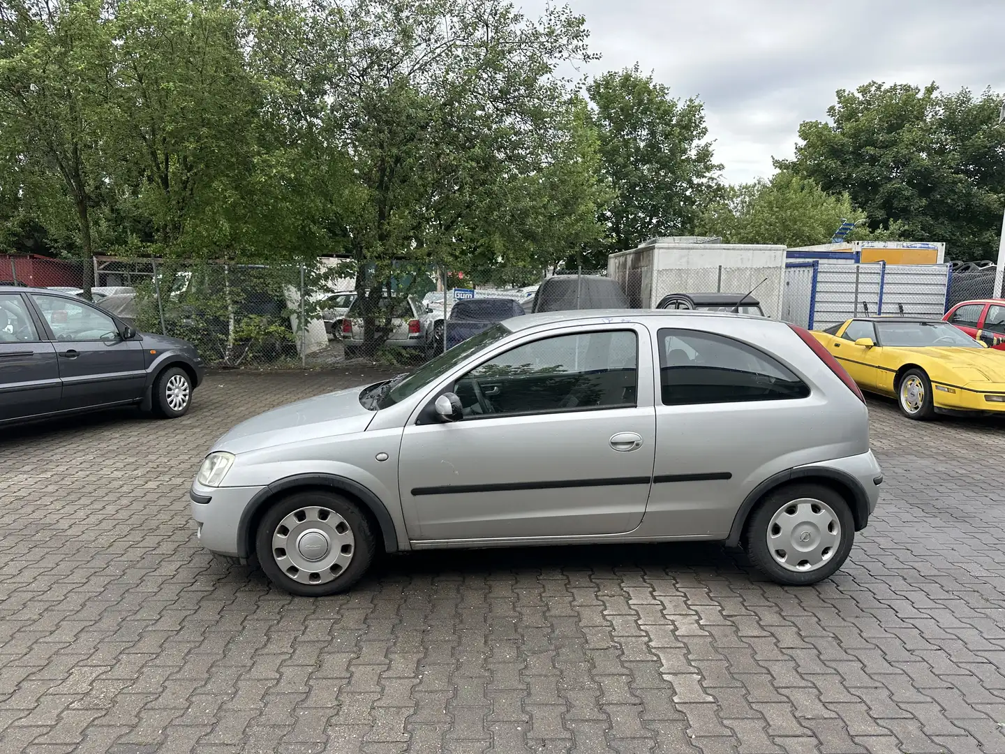 Opel Corsa Basis - 2