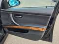 BMW 320 Baureihe 3 Lim. 320i Noir - thumbnail 17