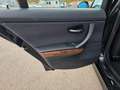 BMW 320 Baureihe 3 Lim. 320i Noir - thumbnail 29