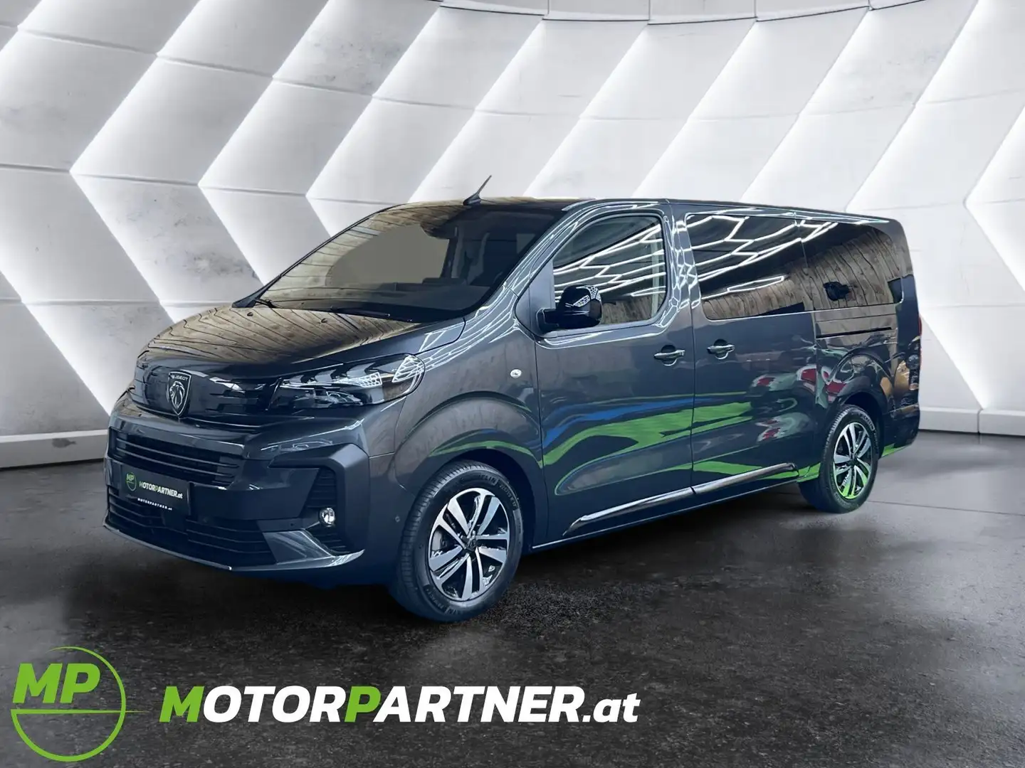 Peugeot Traveller Business L3 BlueHDI 180 9-Sitzer Grau - 1